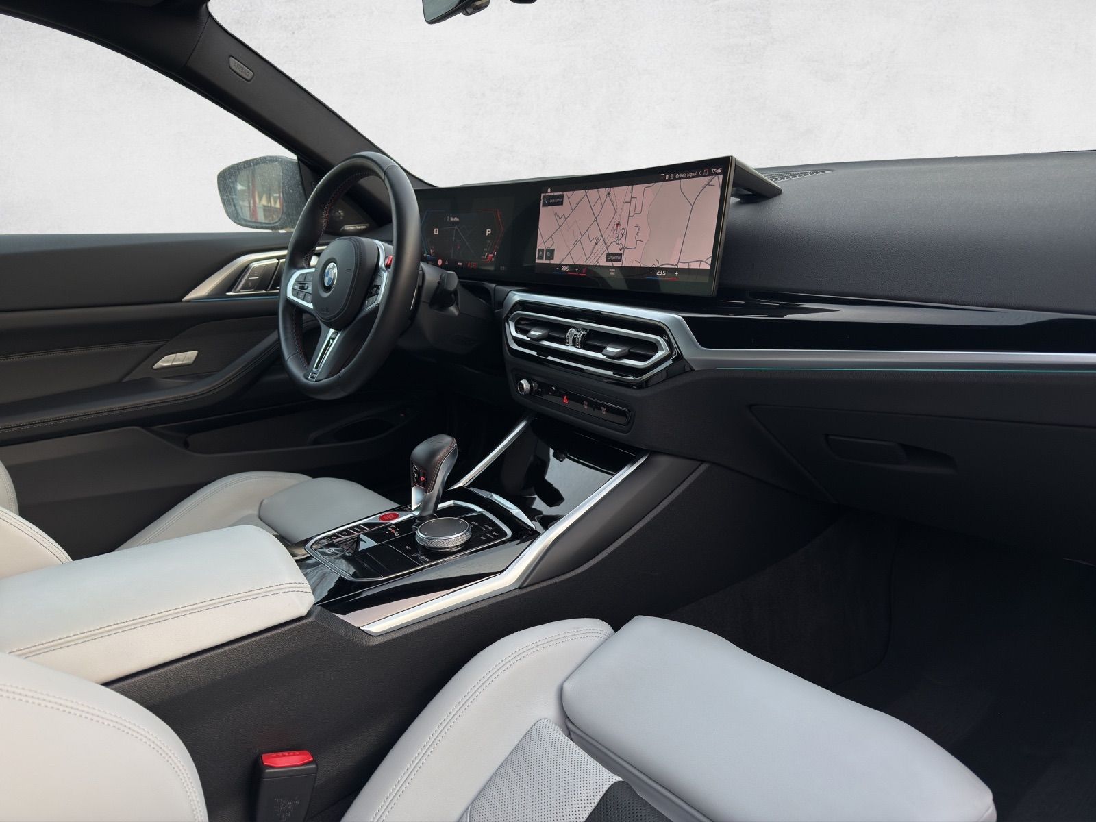 BMW M4 Coupé Competition M xDrive-image-9