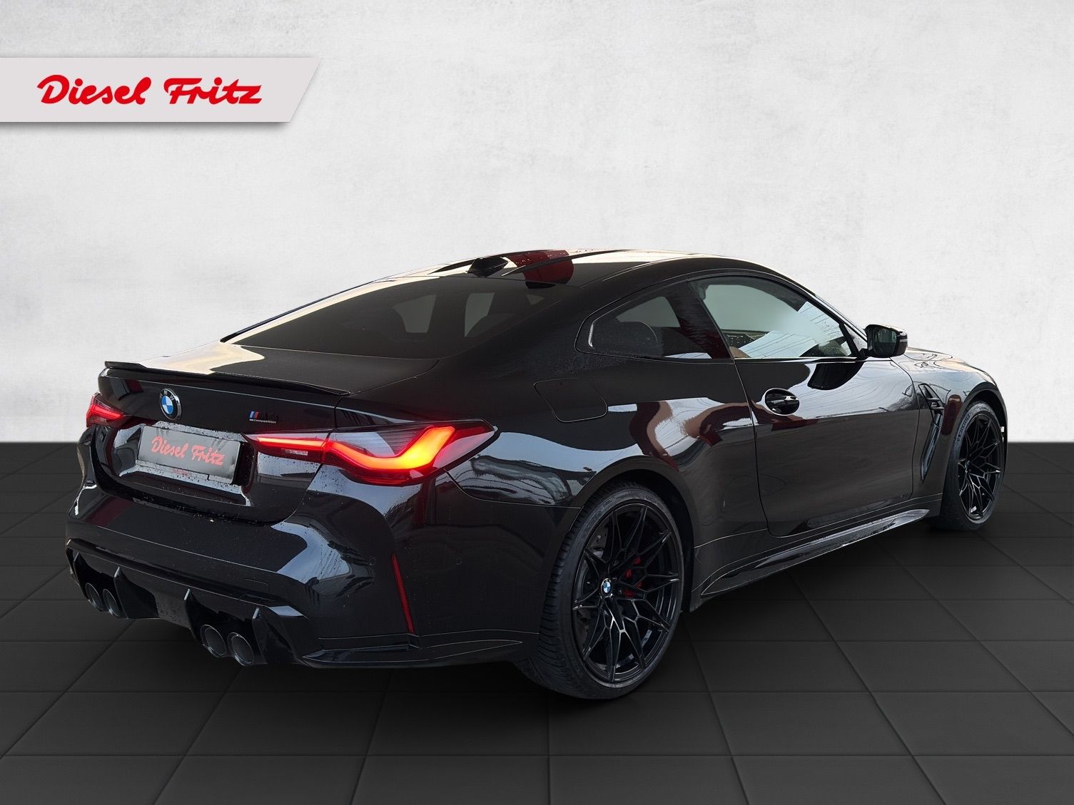 BMW M4 Coupé Competition M xDrive-image-4