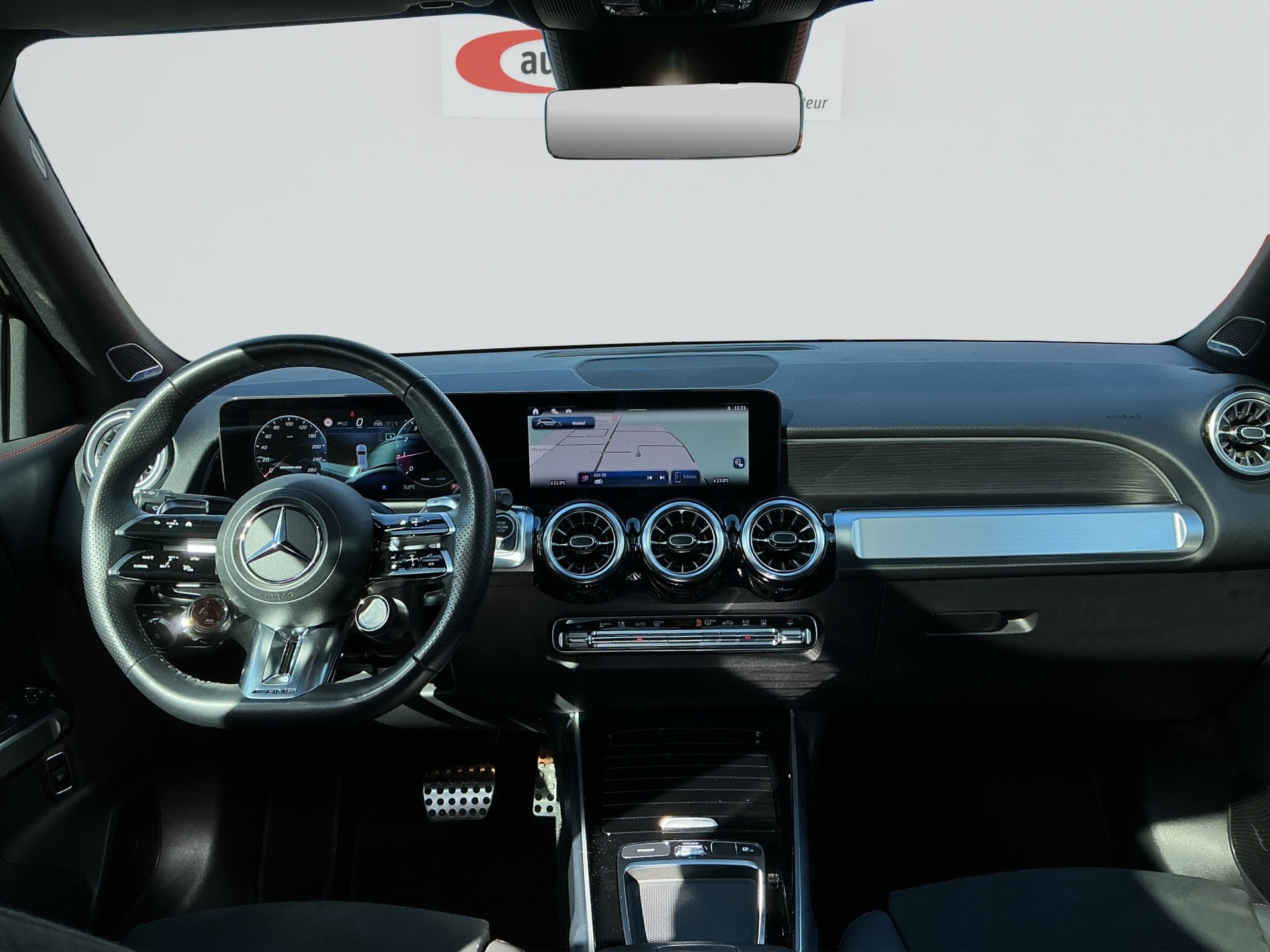 MERCEDES-BENZ GLB 35 AMG GLB AMG 35 4Matic 8G-Tronic-image-8