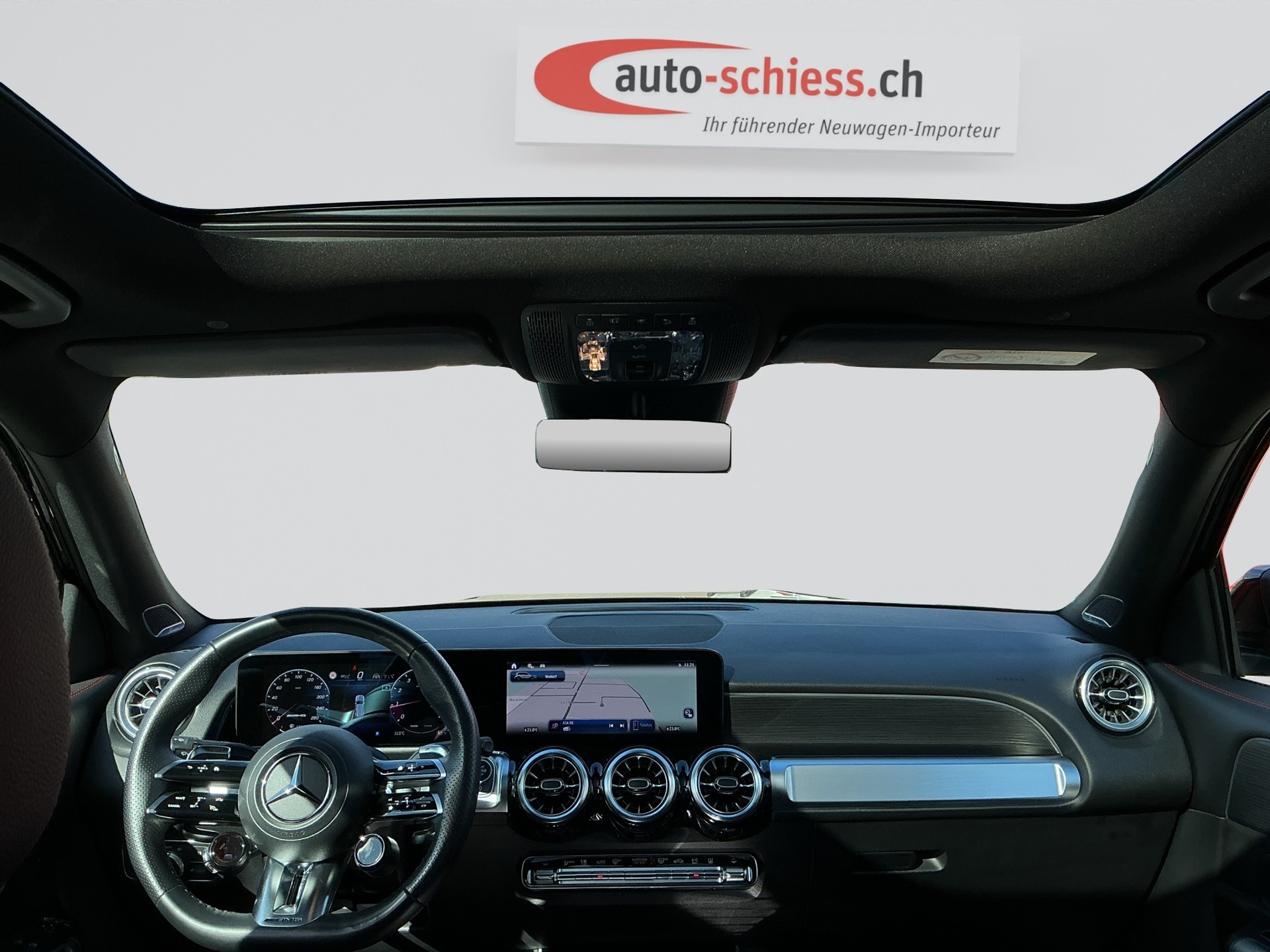 MERCEDES-BENZ GLB 35 AMG GLB AMG 35 4Matic 8G-Tronic-image-9