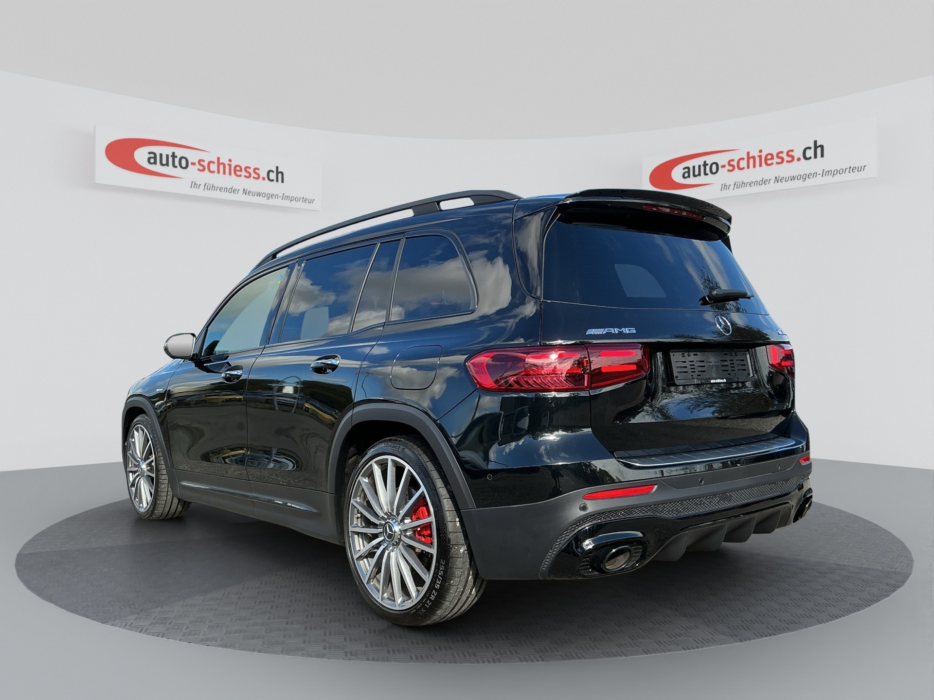 MERCEDES-BENZ GLB 35 AMG GLB AMG 35 4Matic 8G-Tronic-showroom-element-2