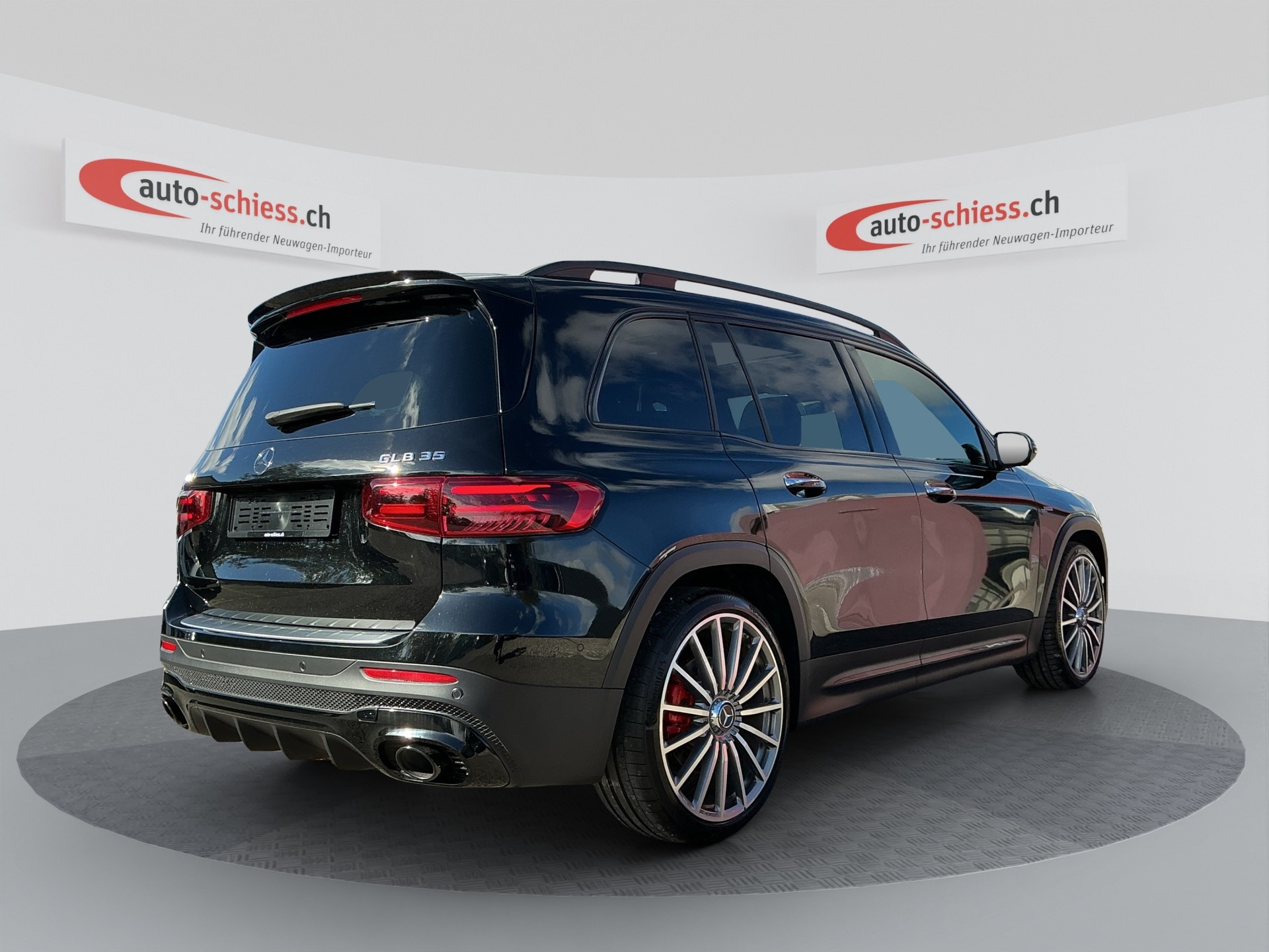 MERCEDES-BENZ GLB 35 AMG GLB AMG 35 4Matic 8G-Tronic-image-4