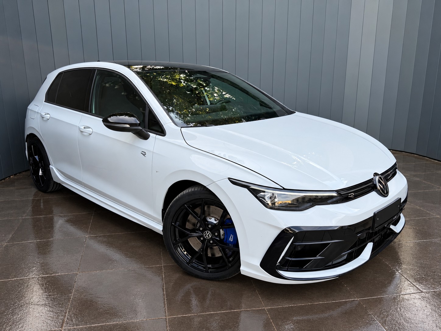 VW Golf R Black Edition 4Motion 333cv DSG-image-2