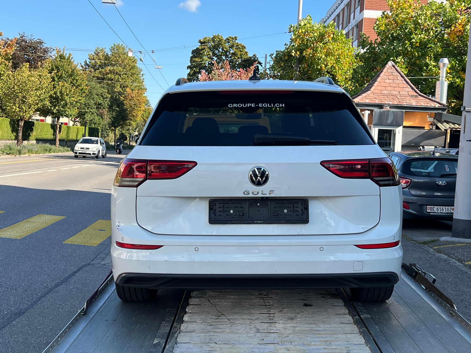 VW Golf Variant 2.0 TDI Style DSG-image-3