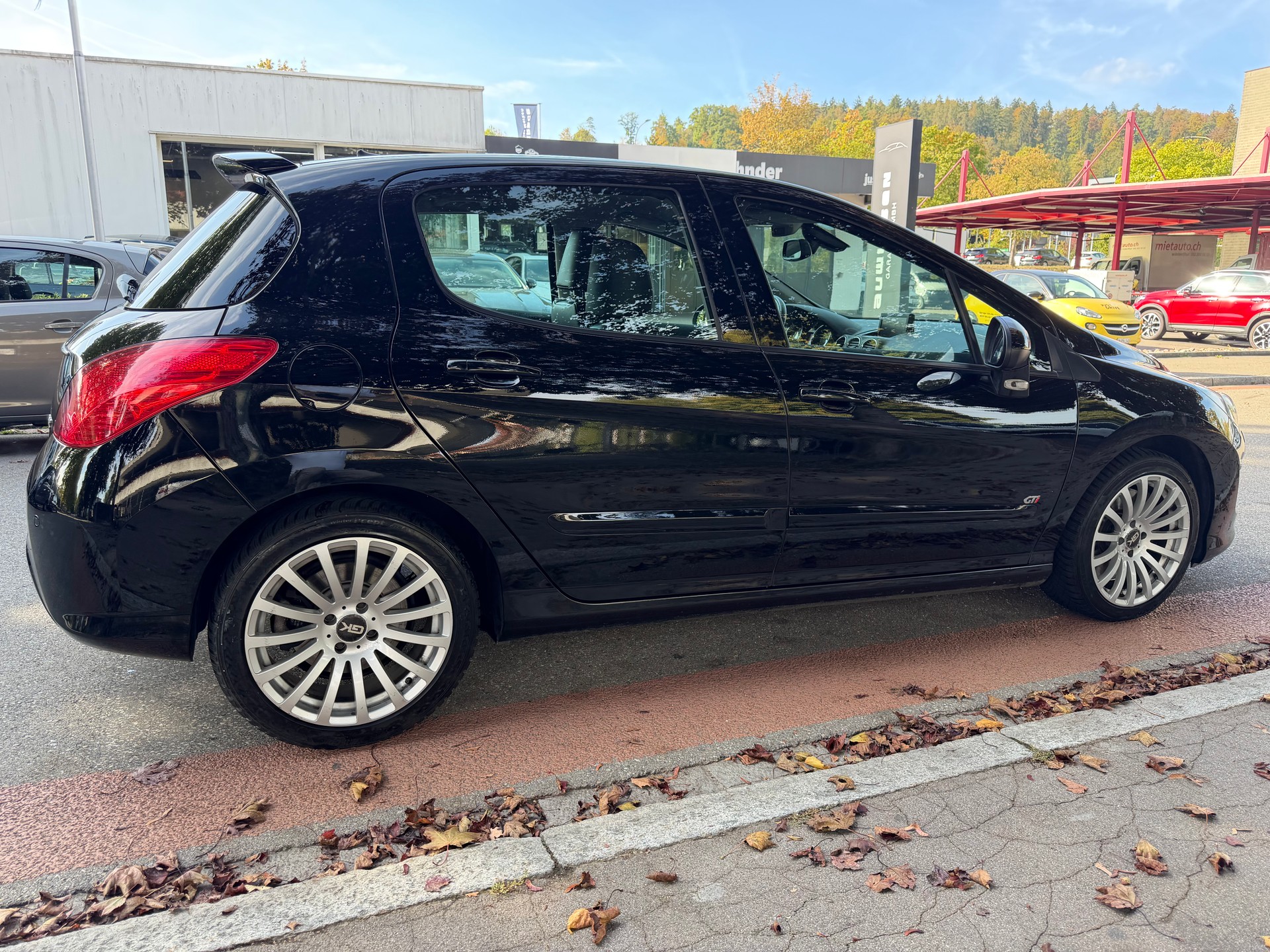 PEUGEOT 308 1.6 16V T GTi-image-6