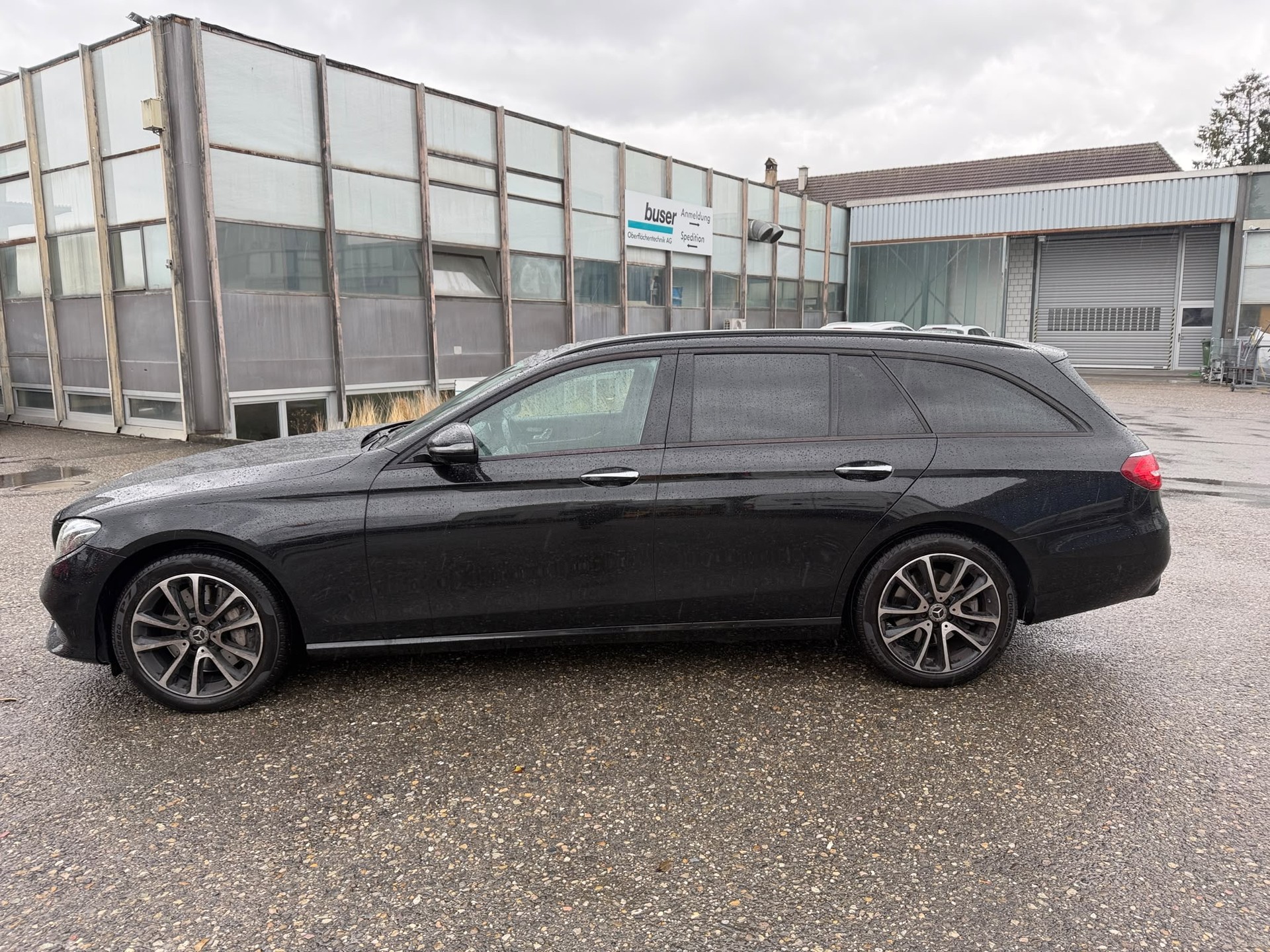 MERCEDES-BENZ E 350 d Avantgarde 4Matic 9G-Tronic-image-6