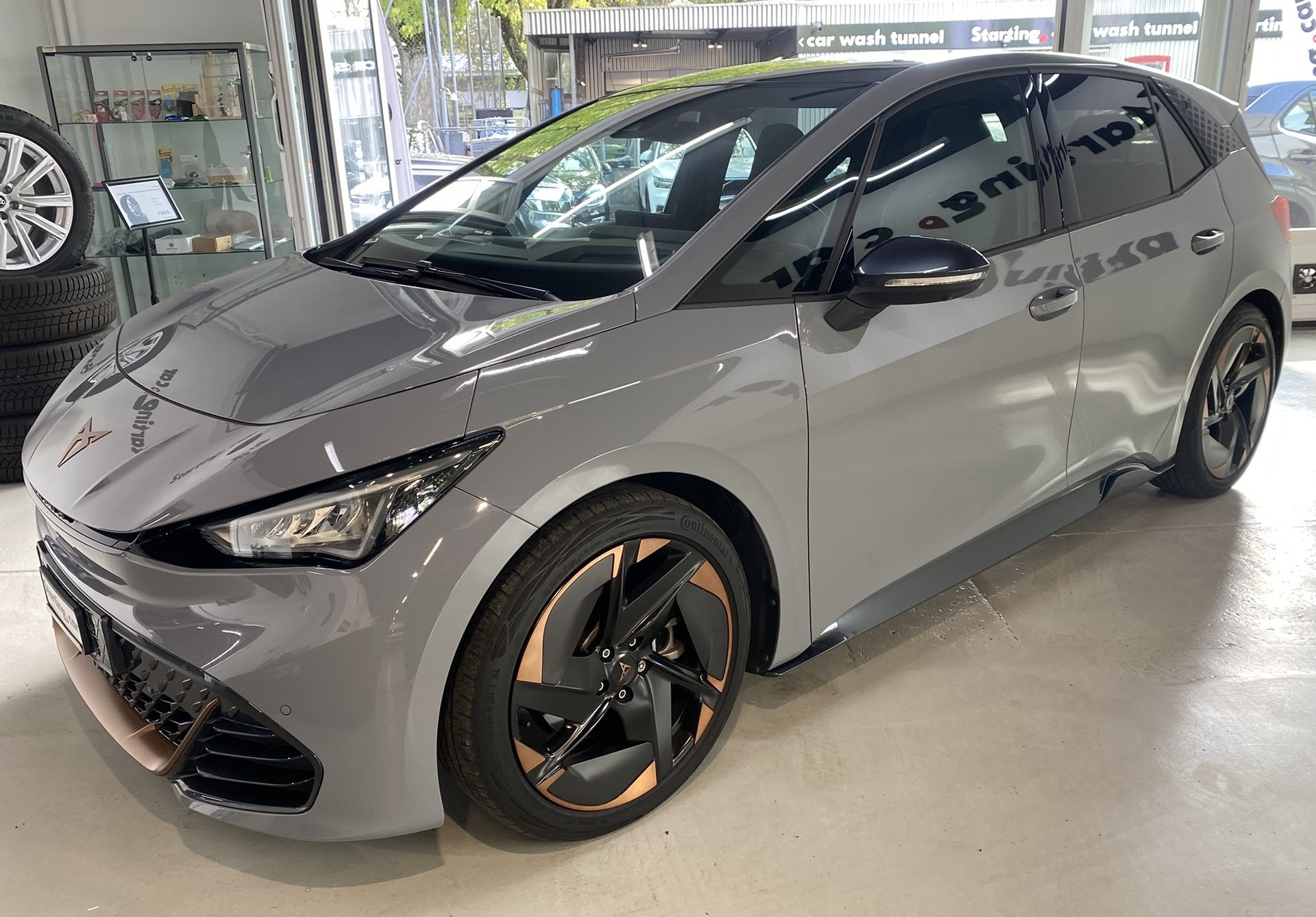 CUPRA Born El Primero Tres-image-5