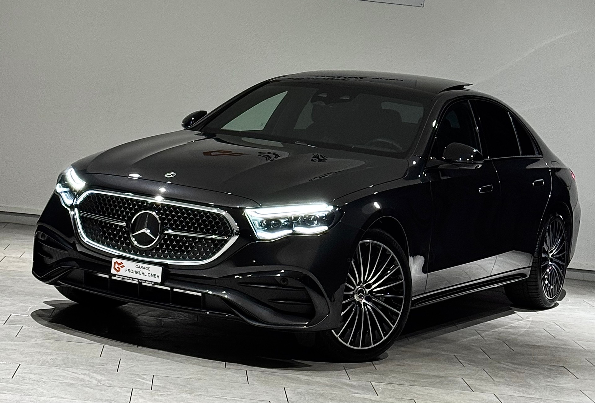 MERCEDES-BENZ E 300 de 4Matic 9G-Tronic | CH | 1.Hand |-image-3
