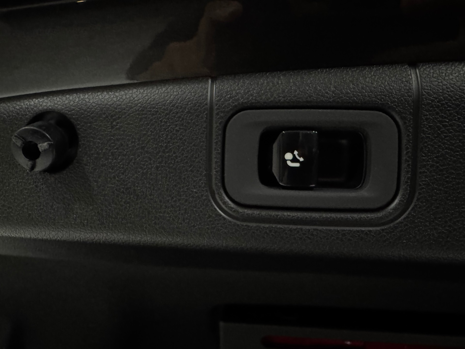MERCEDES-BENZ E 300 de 4Matic 9G-Tronic | CH | 1.Hand |-image-31