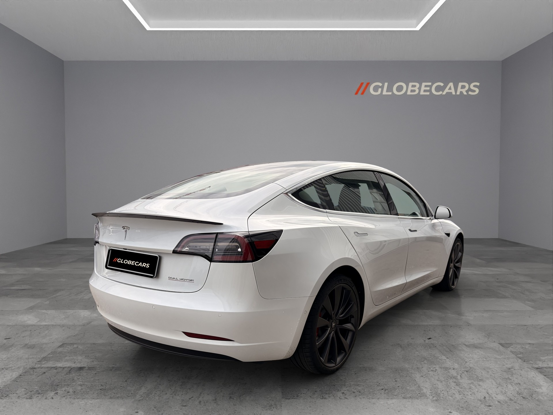 TESLA Model 3 Performance Dual Motor AWD (CH-Fahrzeug)-image-3