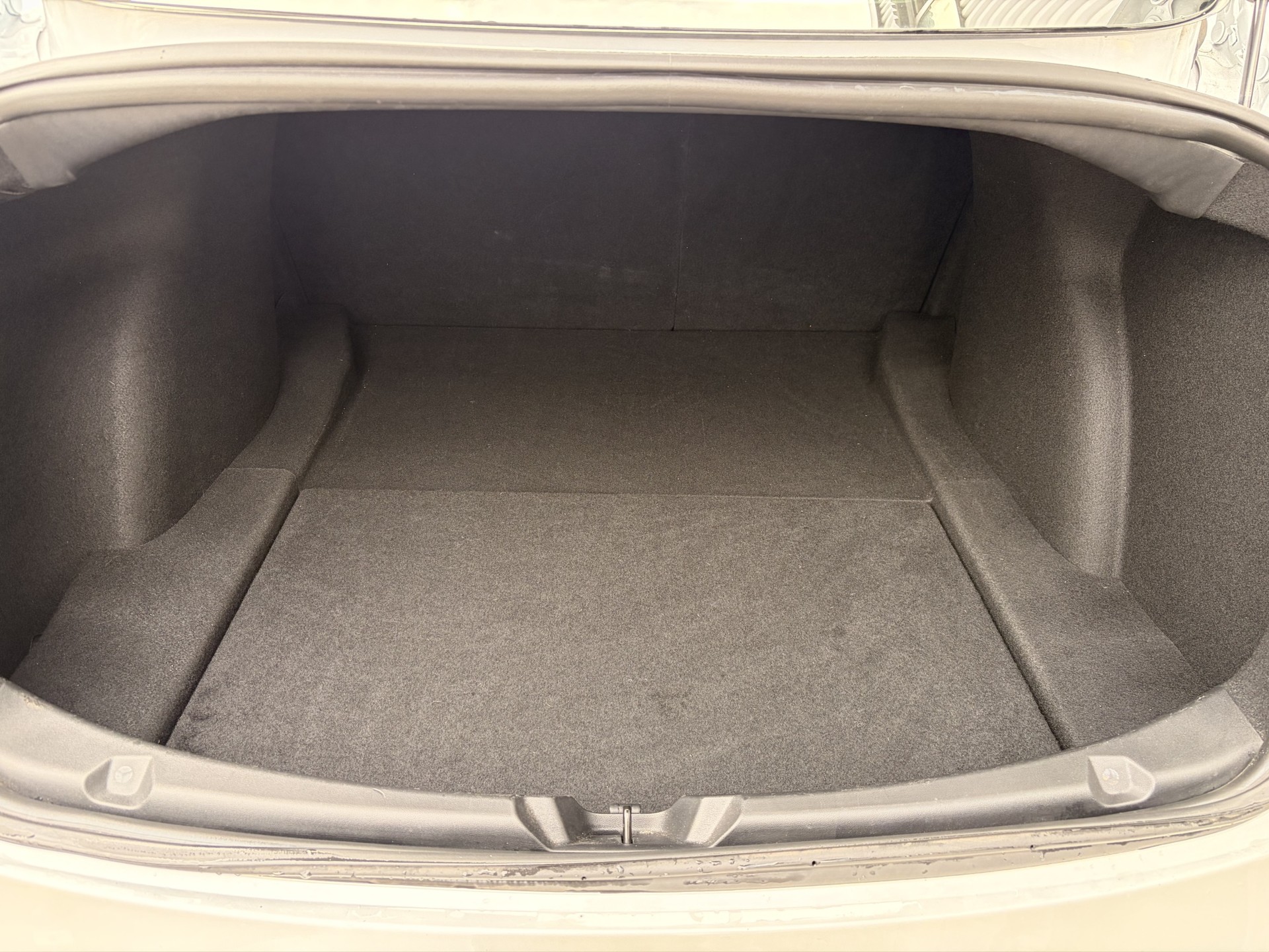 TESLA Model 3 Performance Dual Motor AWD (CH-Fahrzeug)-image-12