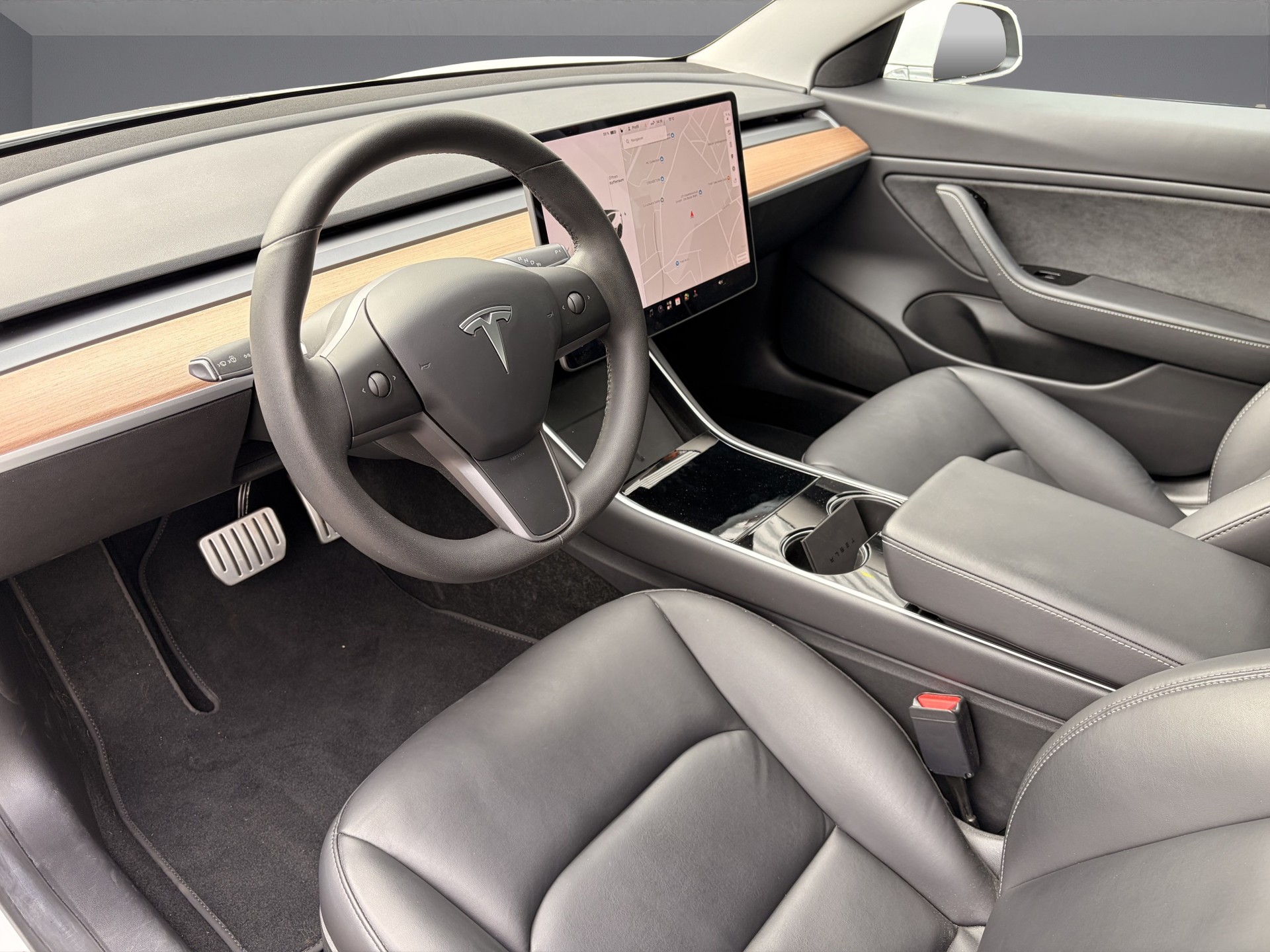 TESLA Model 3 Performance Dual Motor AWD (CH-Fahrzeug)-image-6
