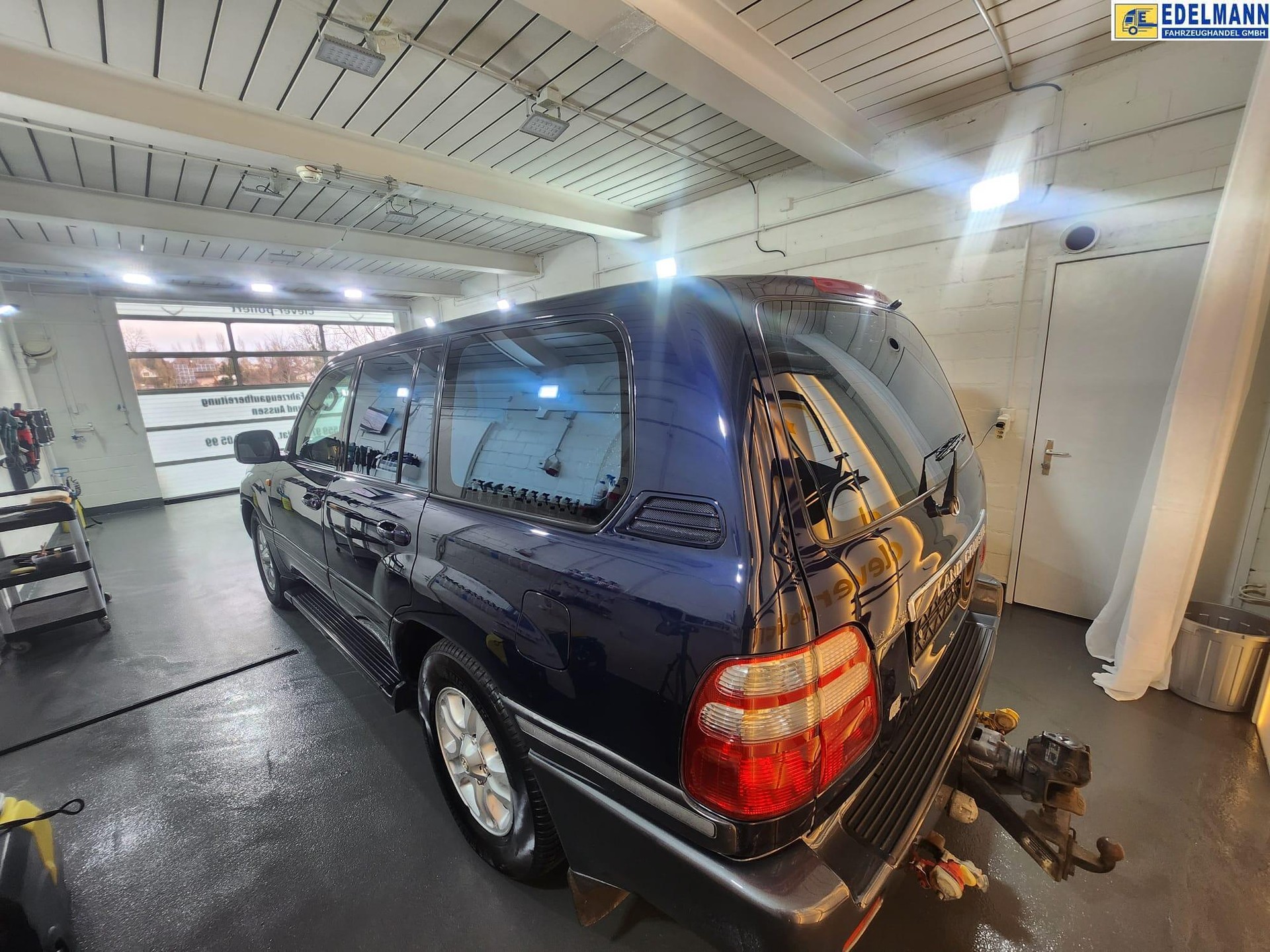 TOYOTA Land Cruiser 500 4.2 TD Linea Sol-image-3