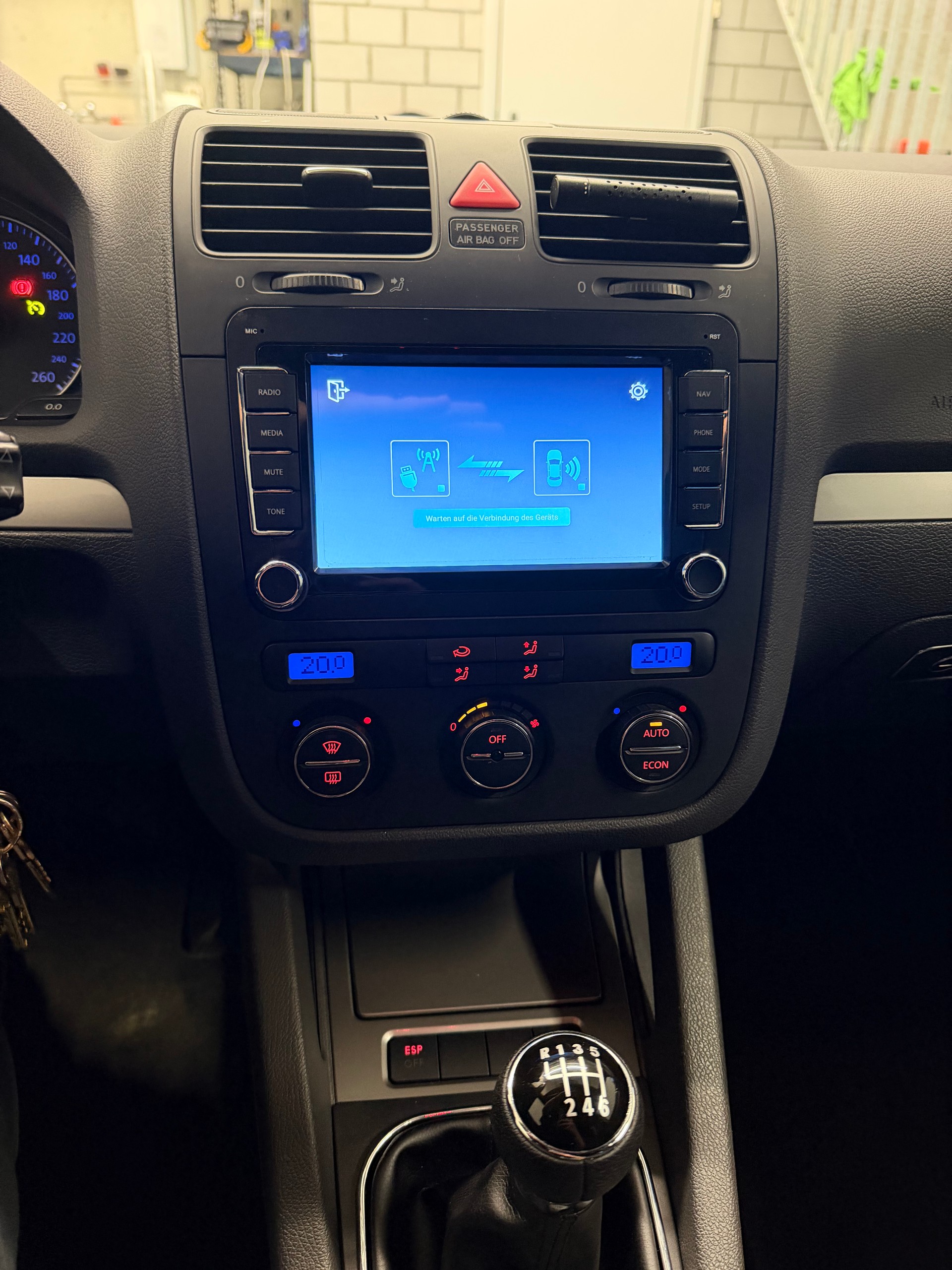 VW Golf 2.0 TDI Comfortline-image-9