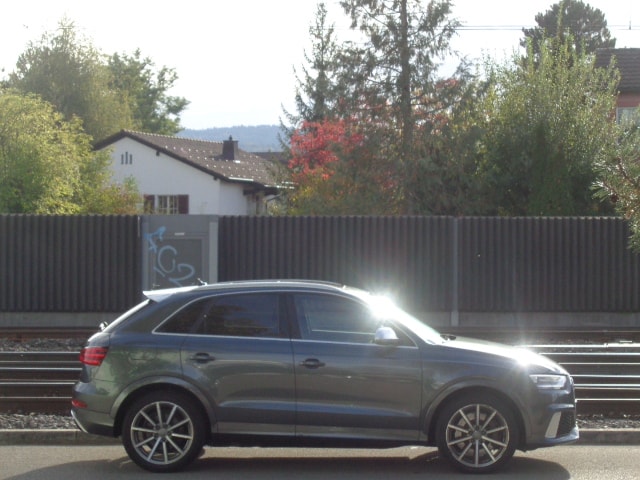 AUDI RS Q3 2.5 TFSI quattro S-tronic-image-10