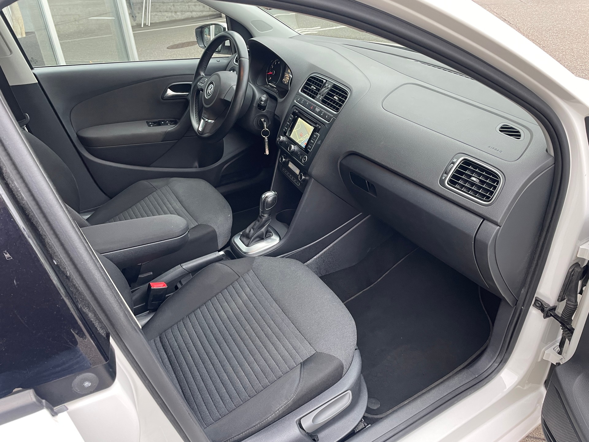 VW Polo 1.2 TSI BMT Comfortline DSG-image-11