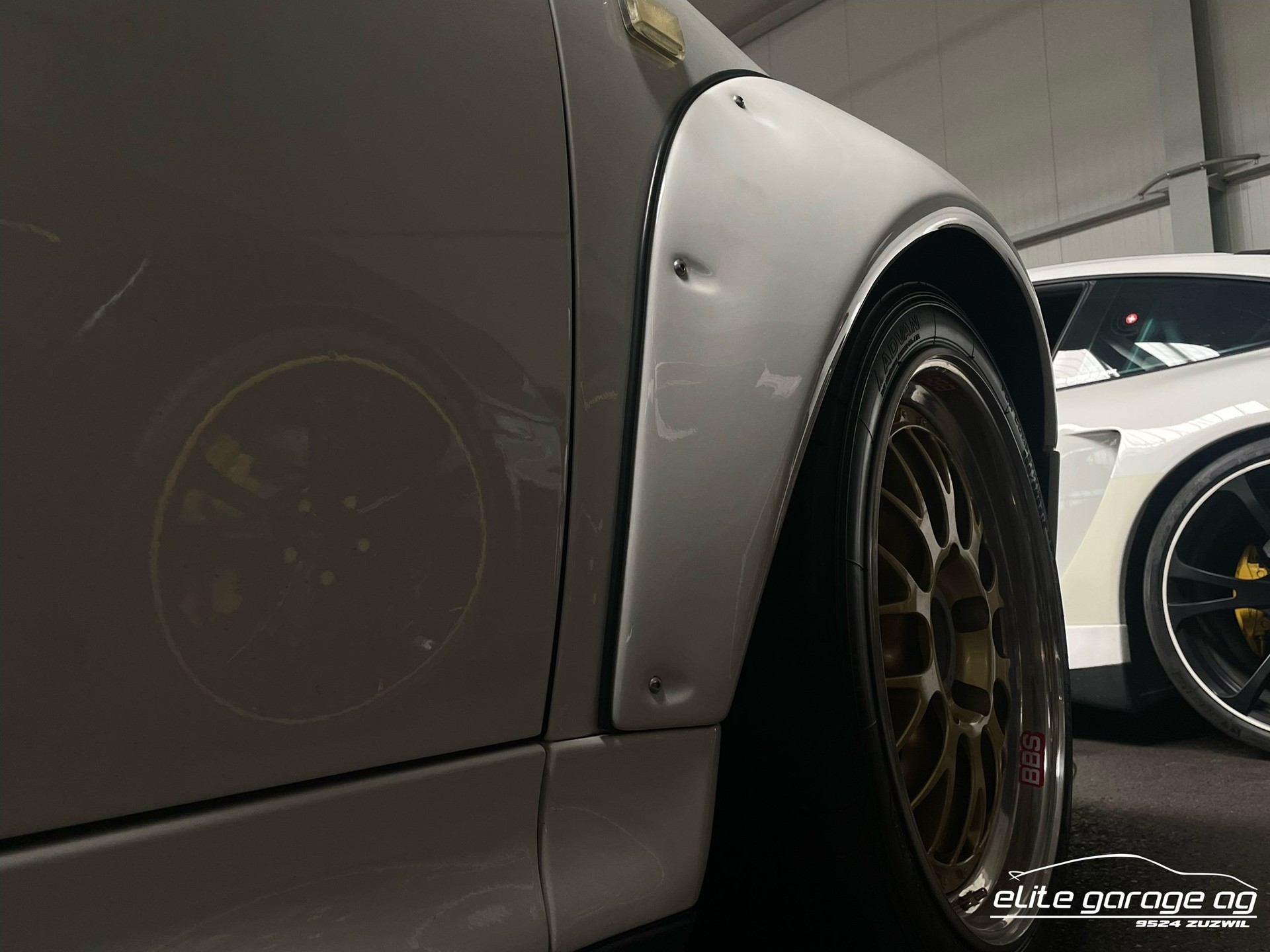 PORSCHE 911 Turbo-image-3