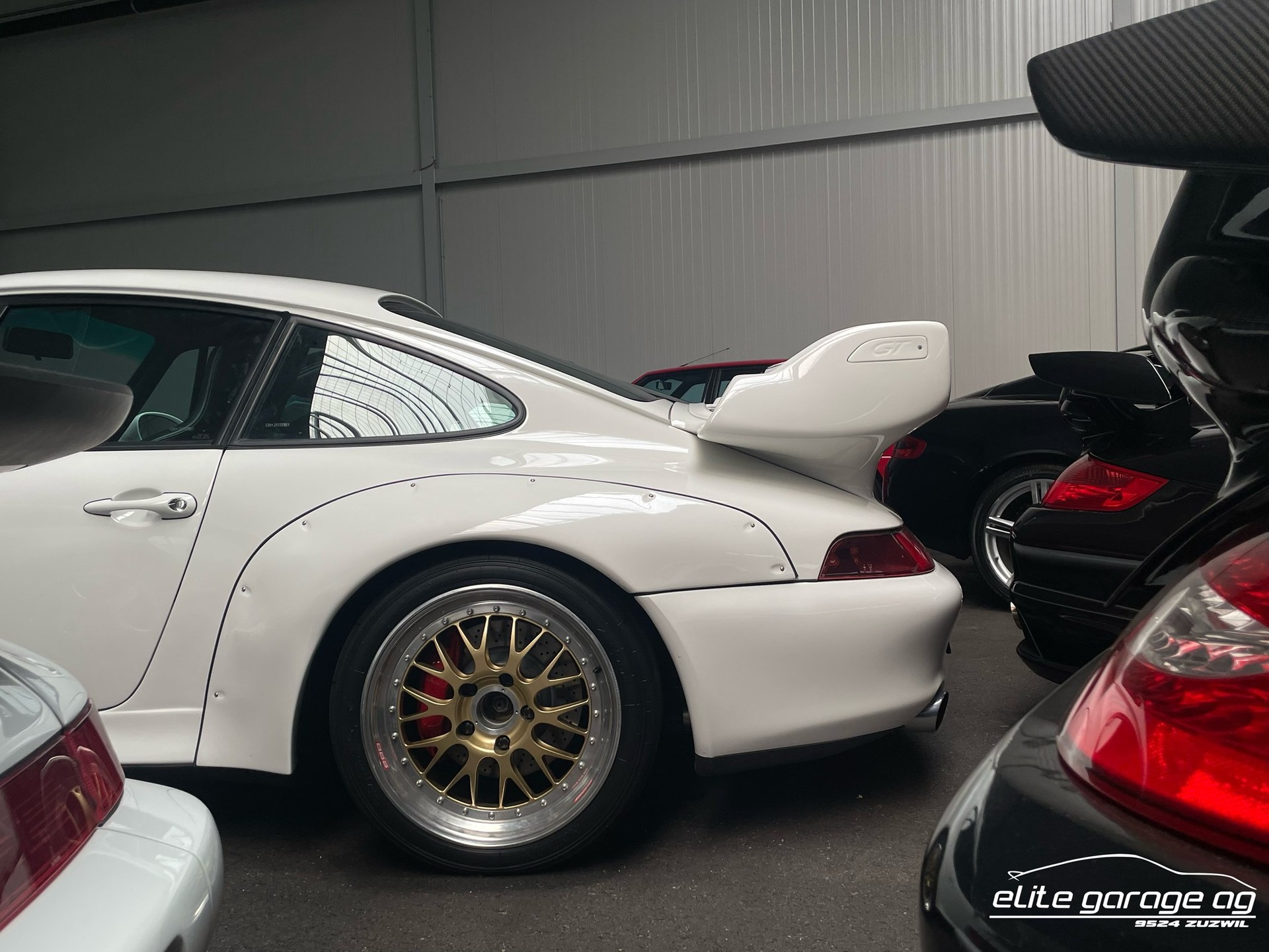 PORSCHE 911 Turbo-image-2