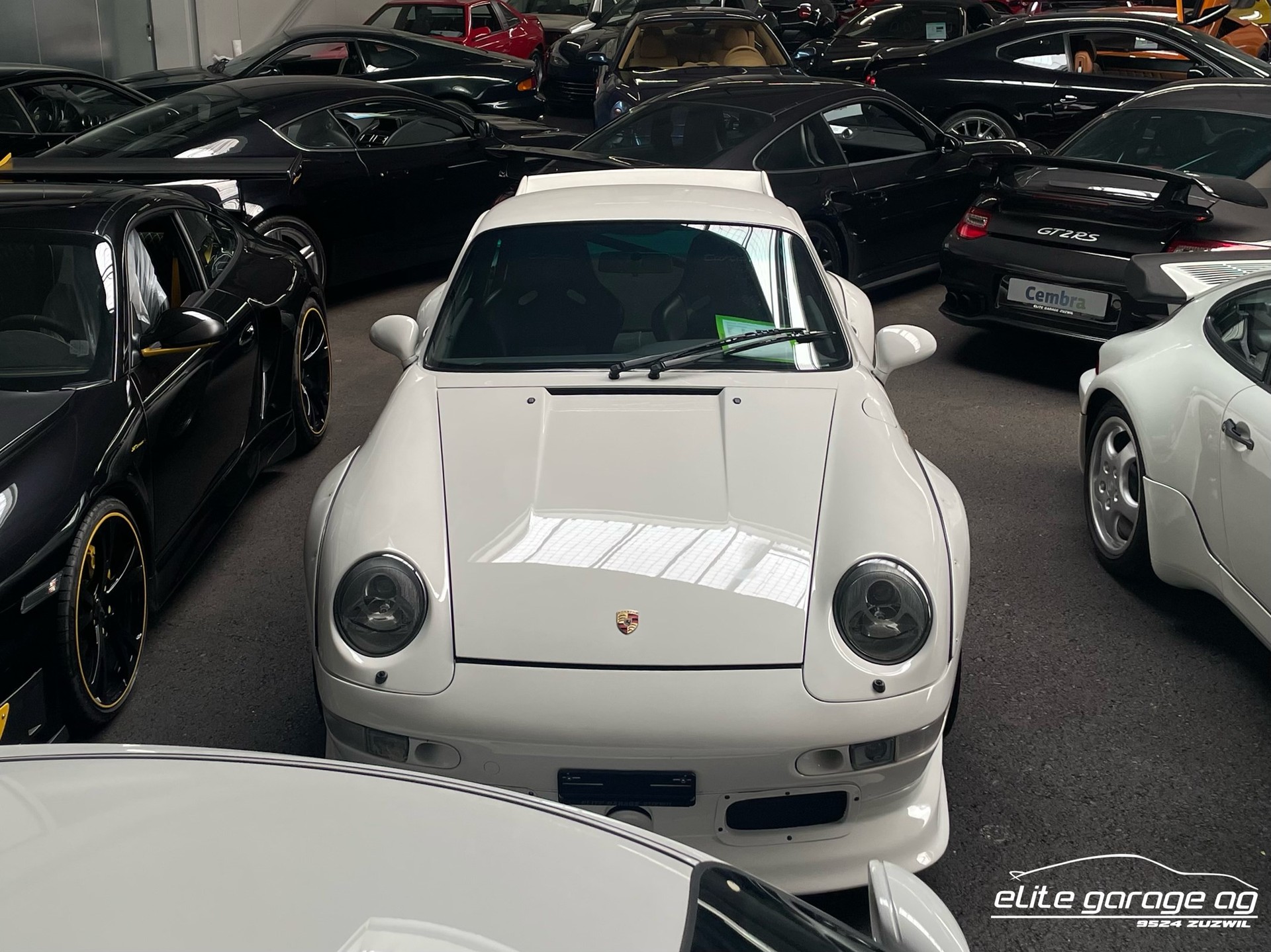 PORSCHE 911 Turbo-image-5