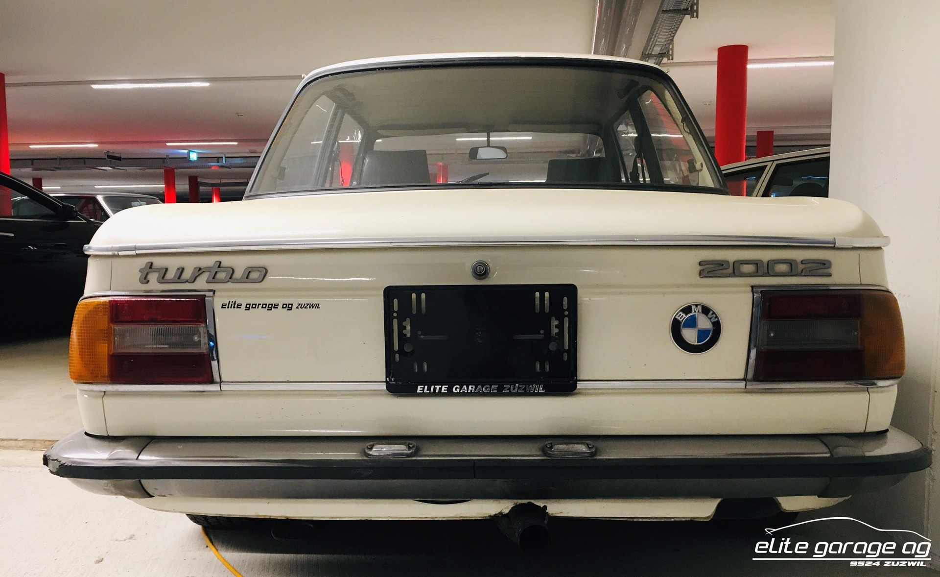 BMW 2002 Turbo-image-4