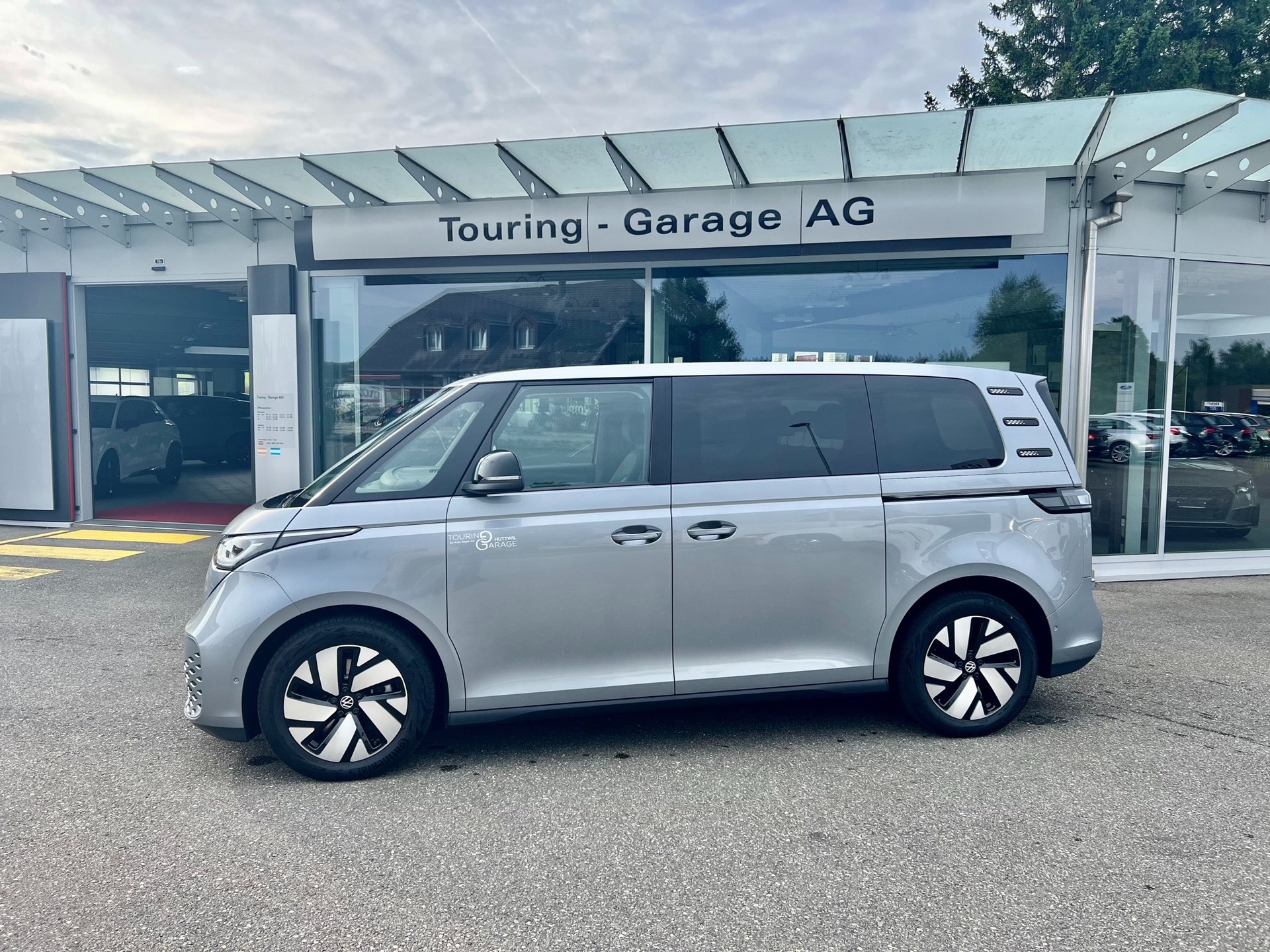 VW ID.Buzz Pro-image-1