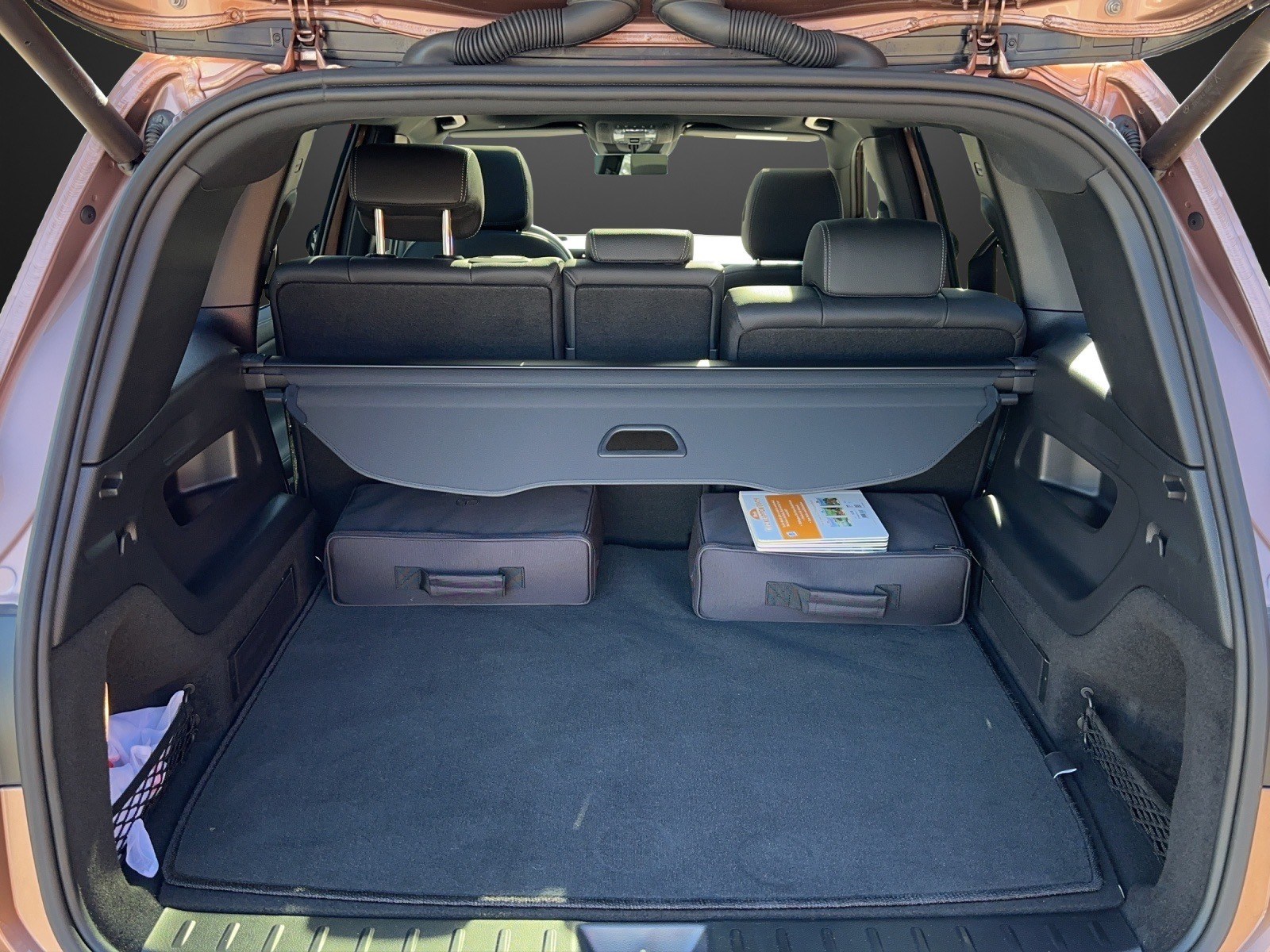 MERCEDES-BENZ EQB 350 AMG Line 4Matic-image-10