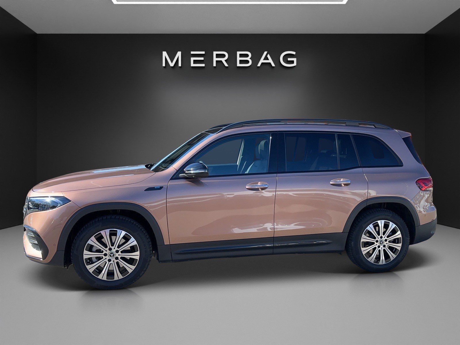 MERCEDES-BENZ EQB 350 AMG Line 4Matic-image-4