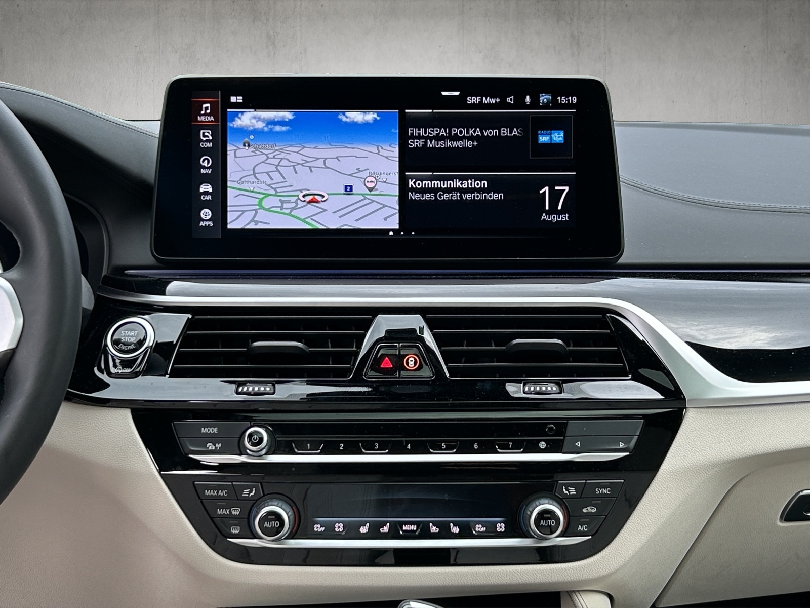 BMW M550i xDrive SAG-image-11