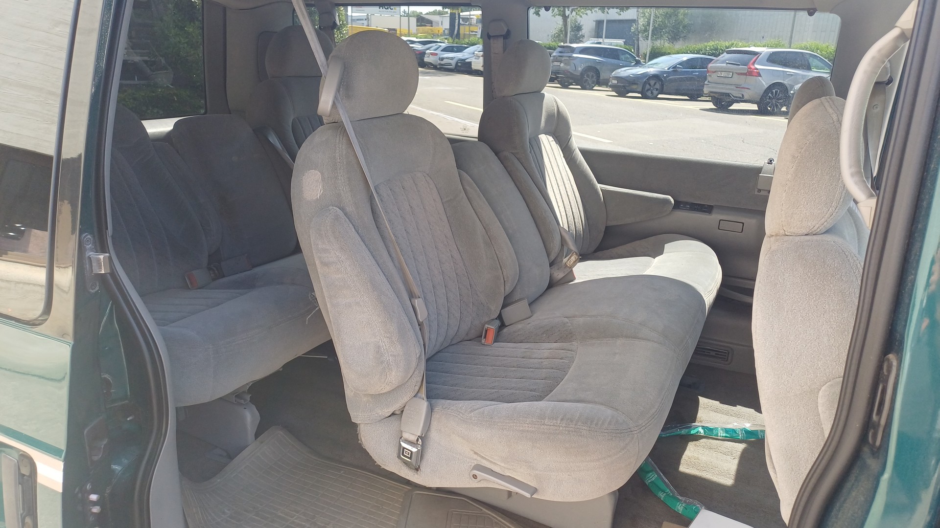 CHEVROLET Astro LT Extended 4x4-image-12