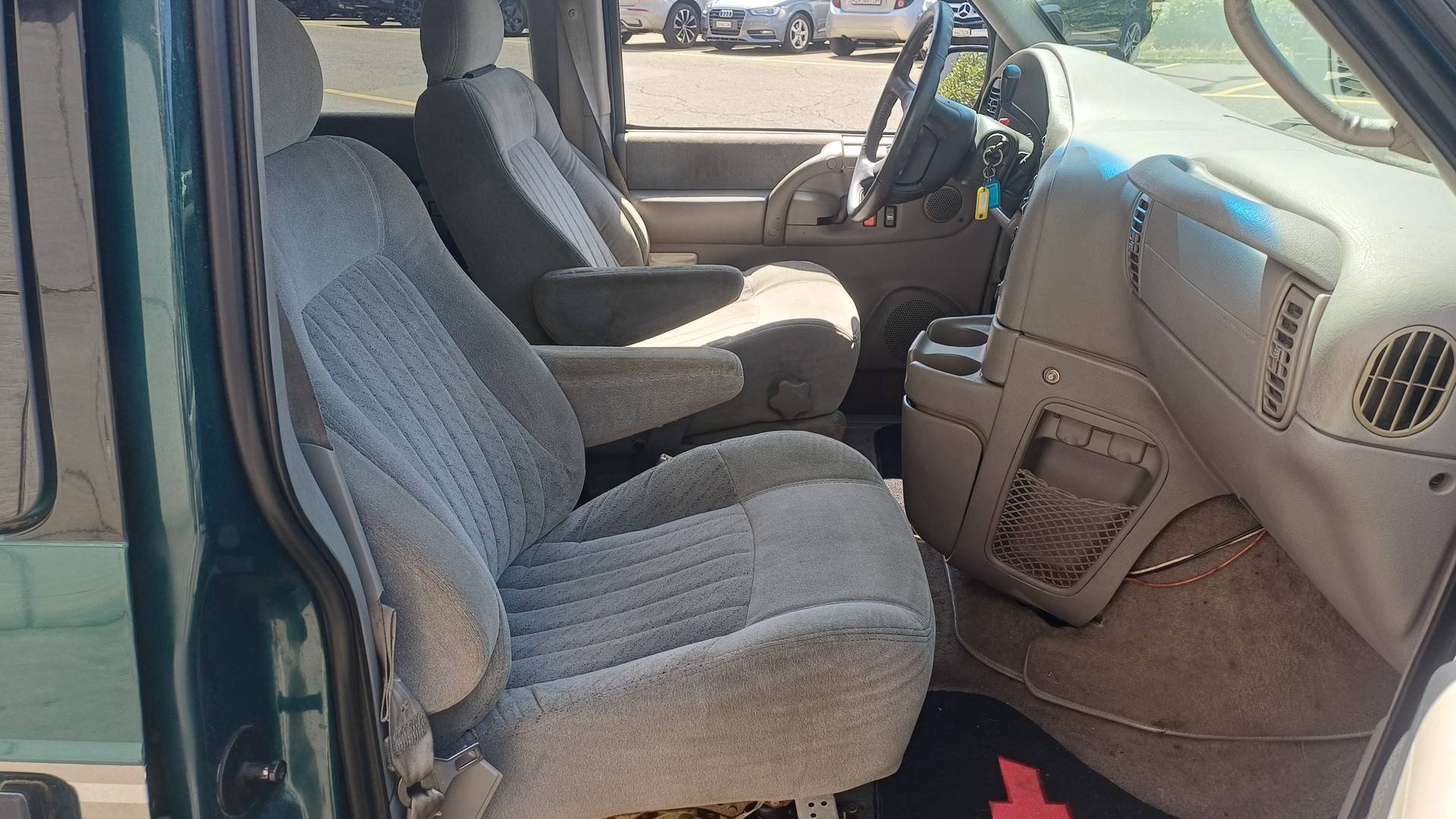 CHEVROLET Astro LT Extended 4x4-image-11
