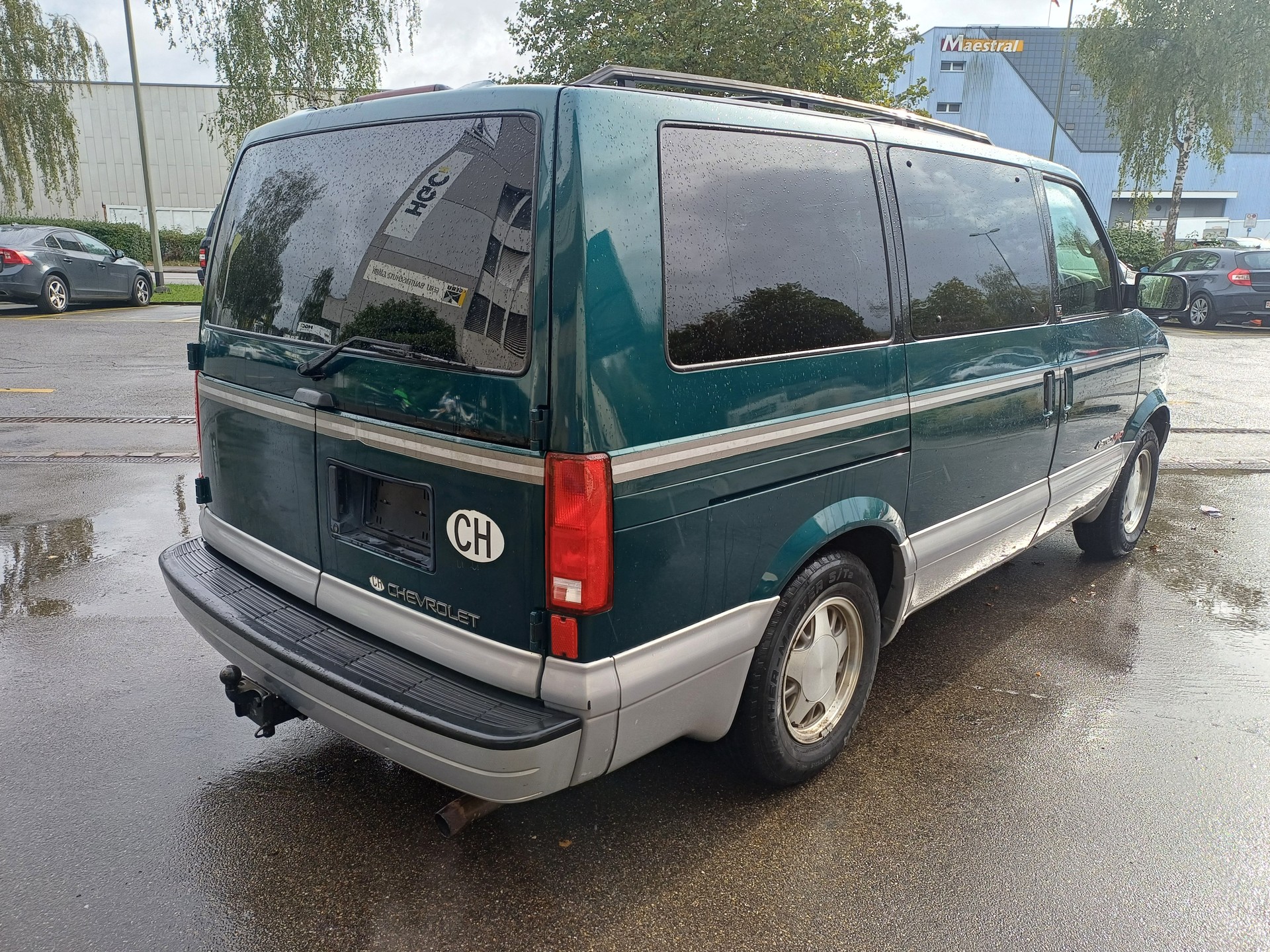 CHEVROLET Astro LT Extended 4x4-image-6