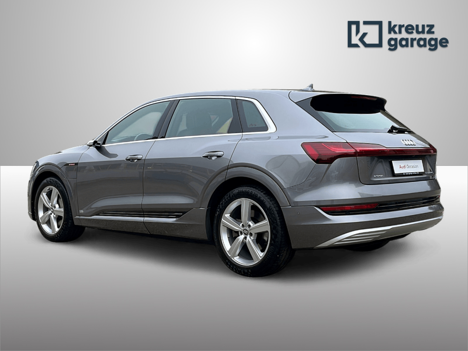AUDI e-tron 55 Advanced quattro-image-3