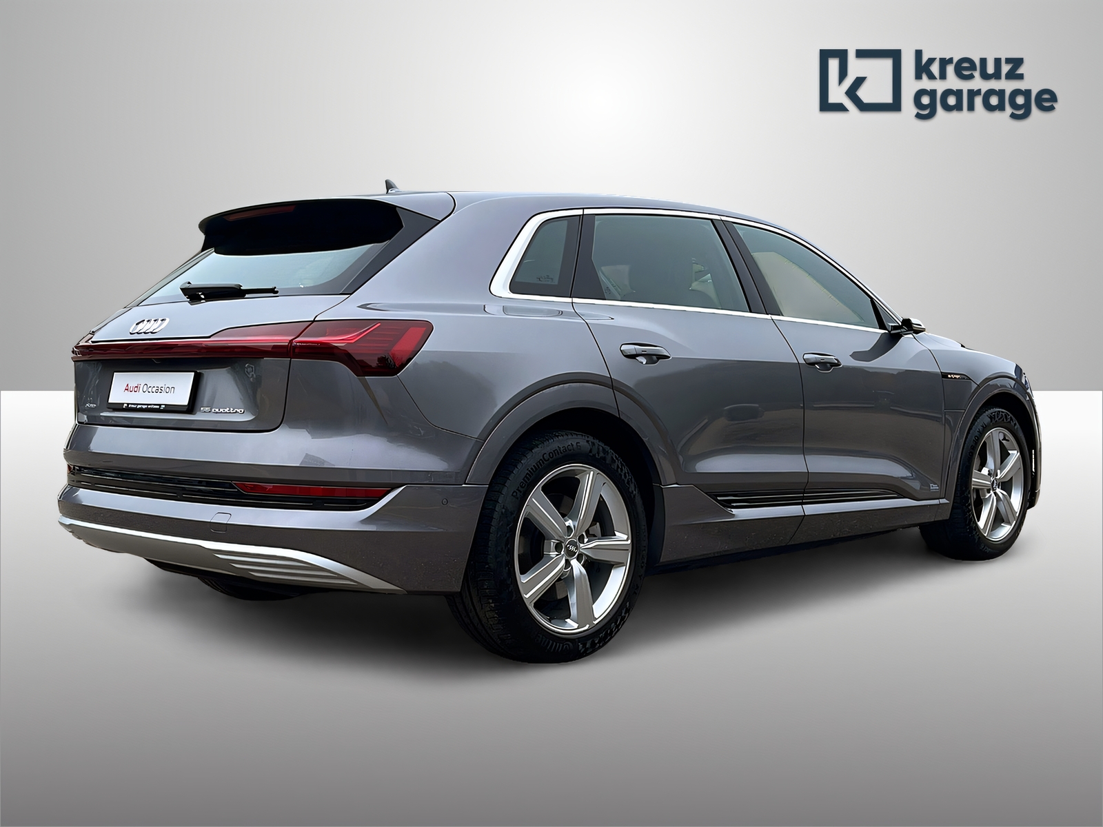AUDI e-tron 55 Advanced quattro-image-2