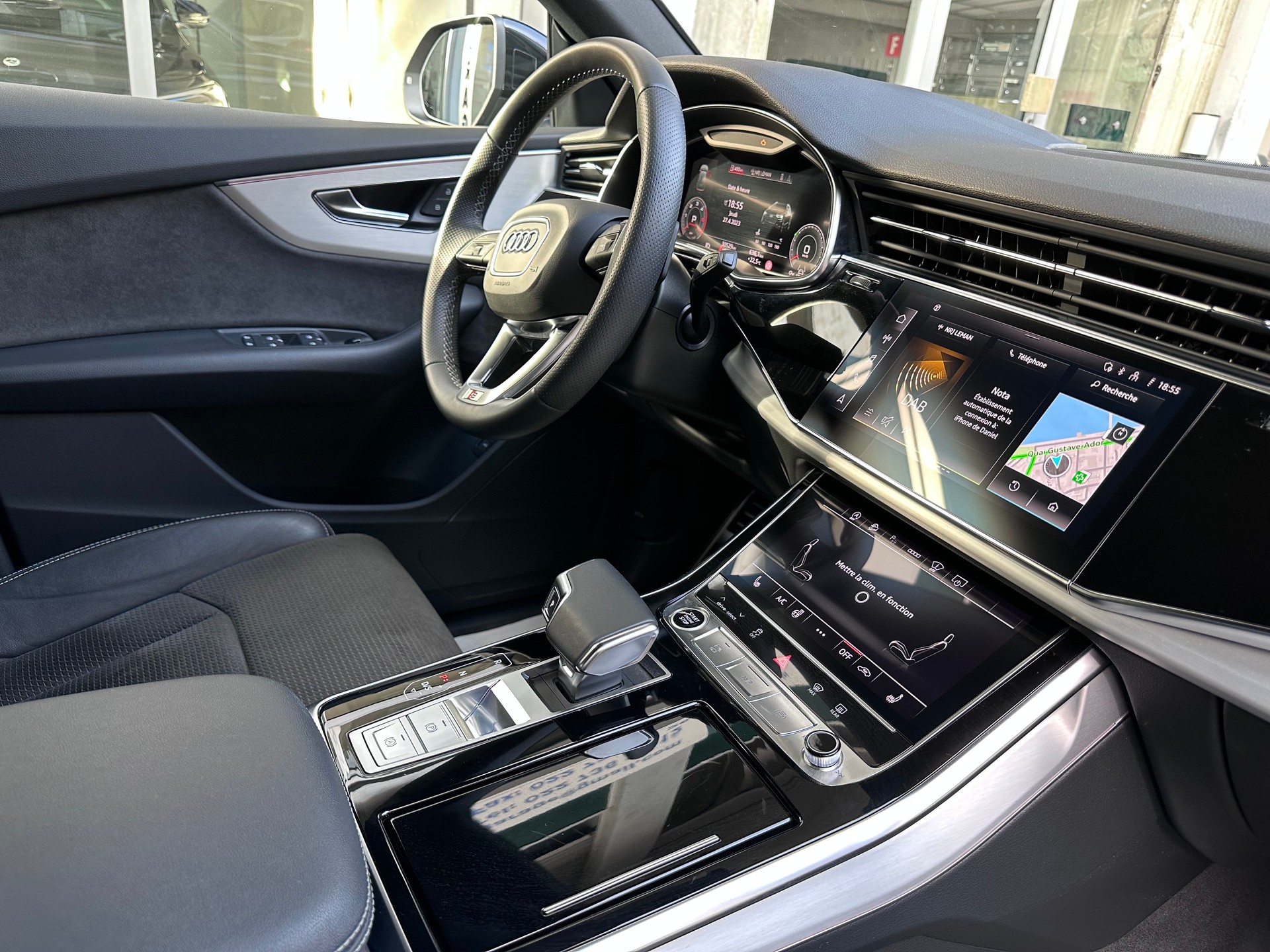 AUDI Q8 45 TDI quattro tiptronic-image-8