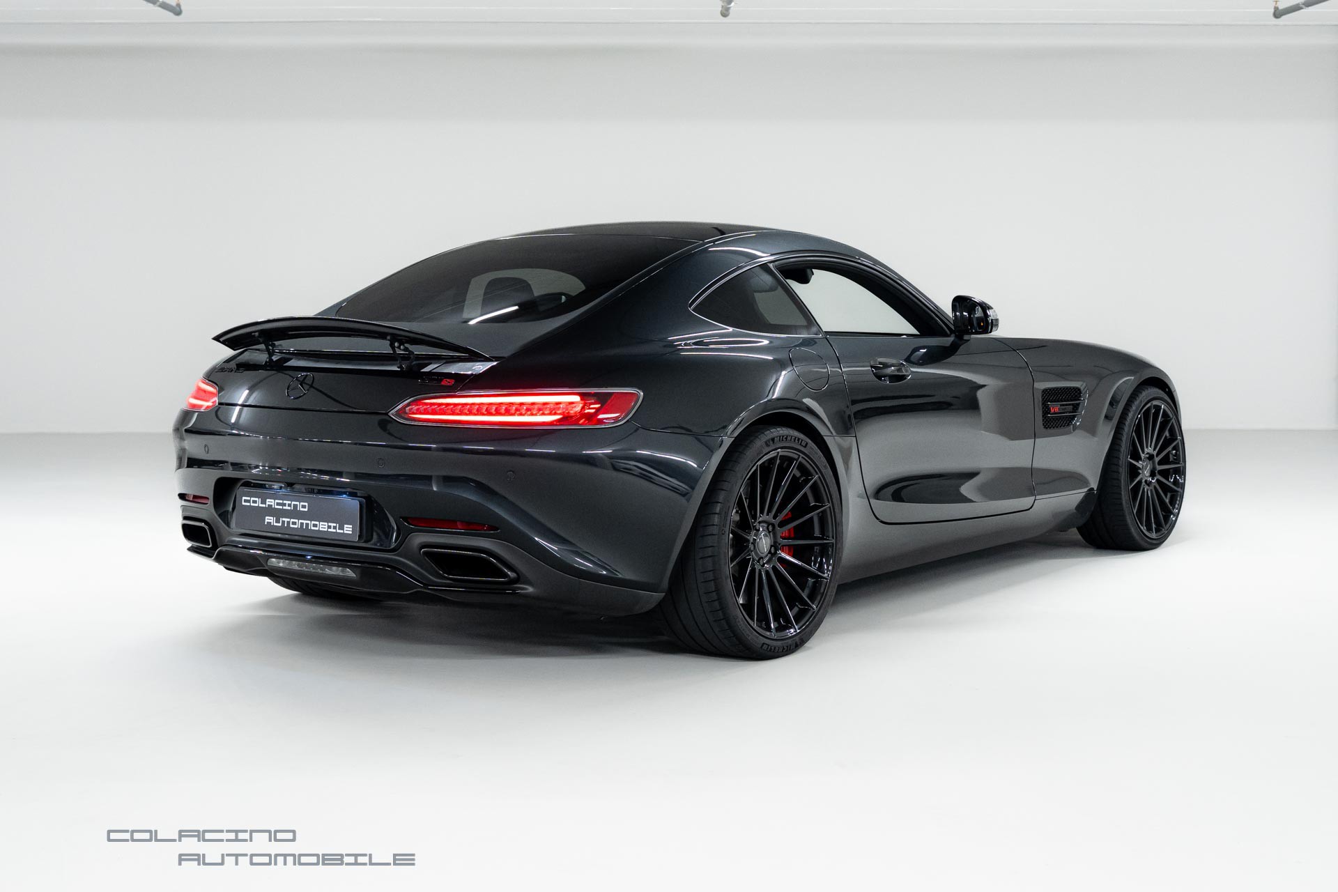 MERCEDES-BENZ AMG GT S Speedshift DCT-showroom-element-1