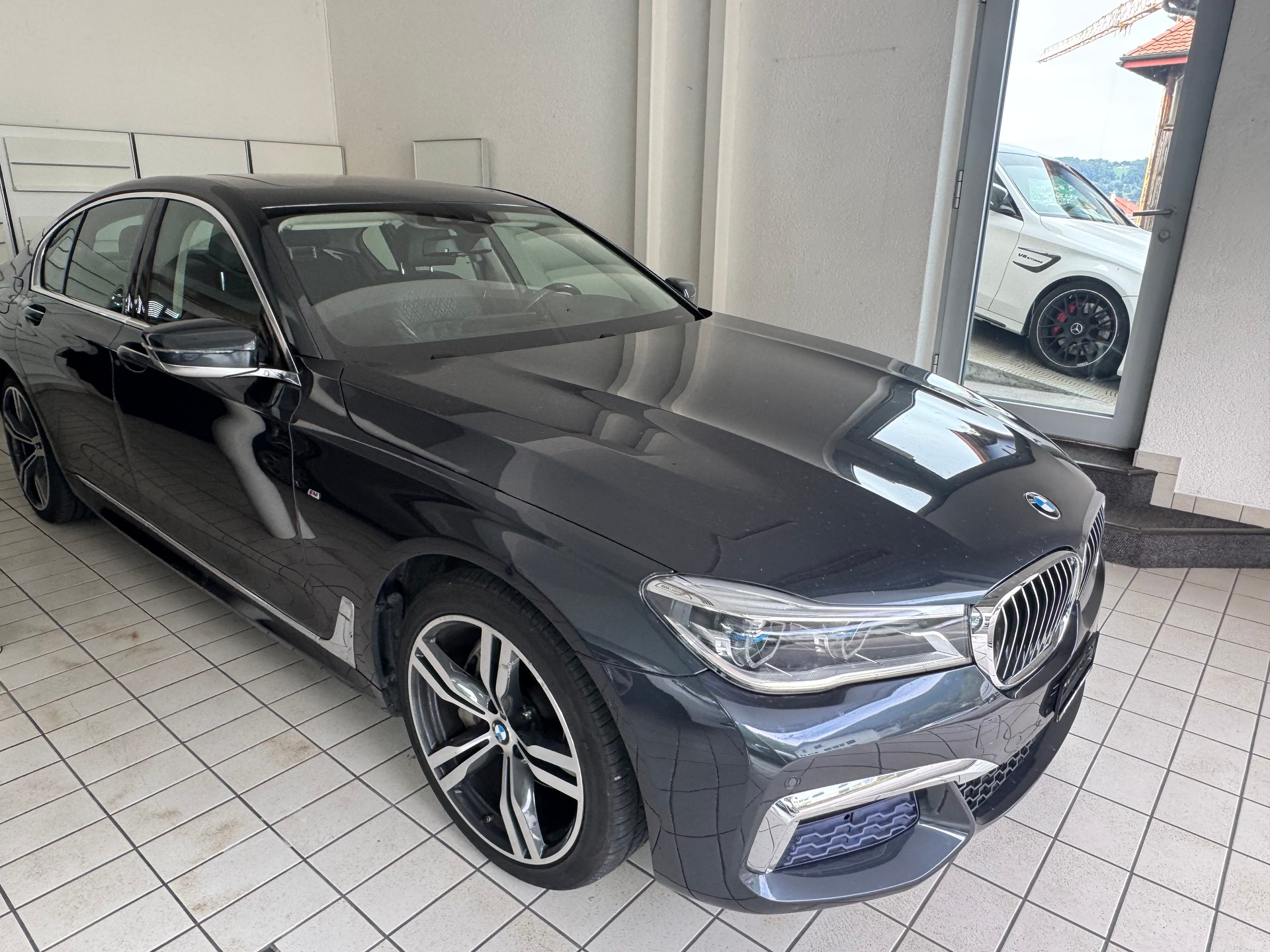 BMW 730d xDrive Steptronic-image-0