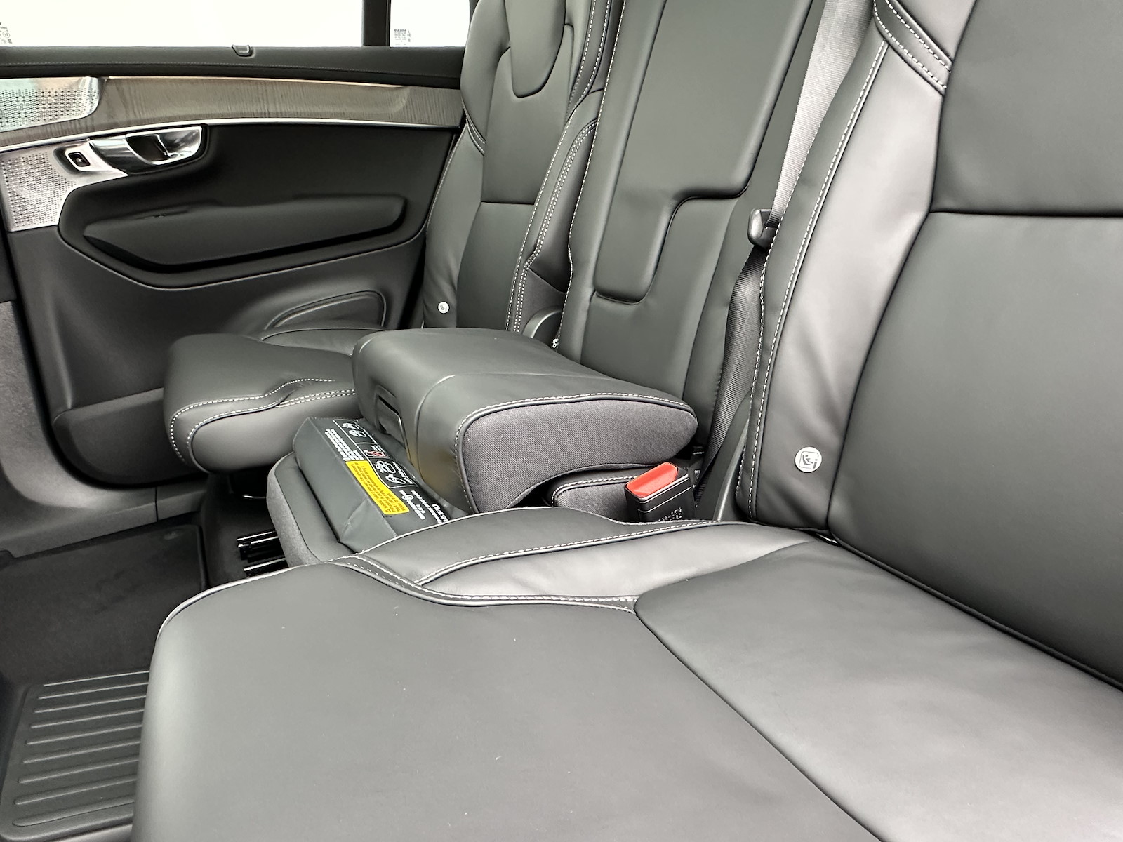 VOLVO XC90 2.0 T8 TE Ultra Dark eAWD-image-13