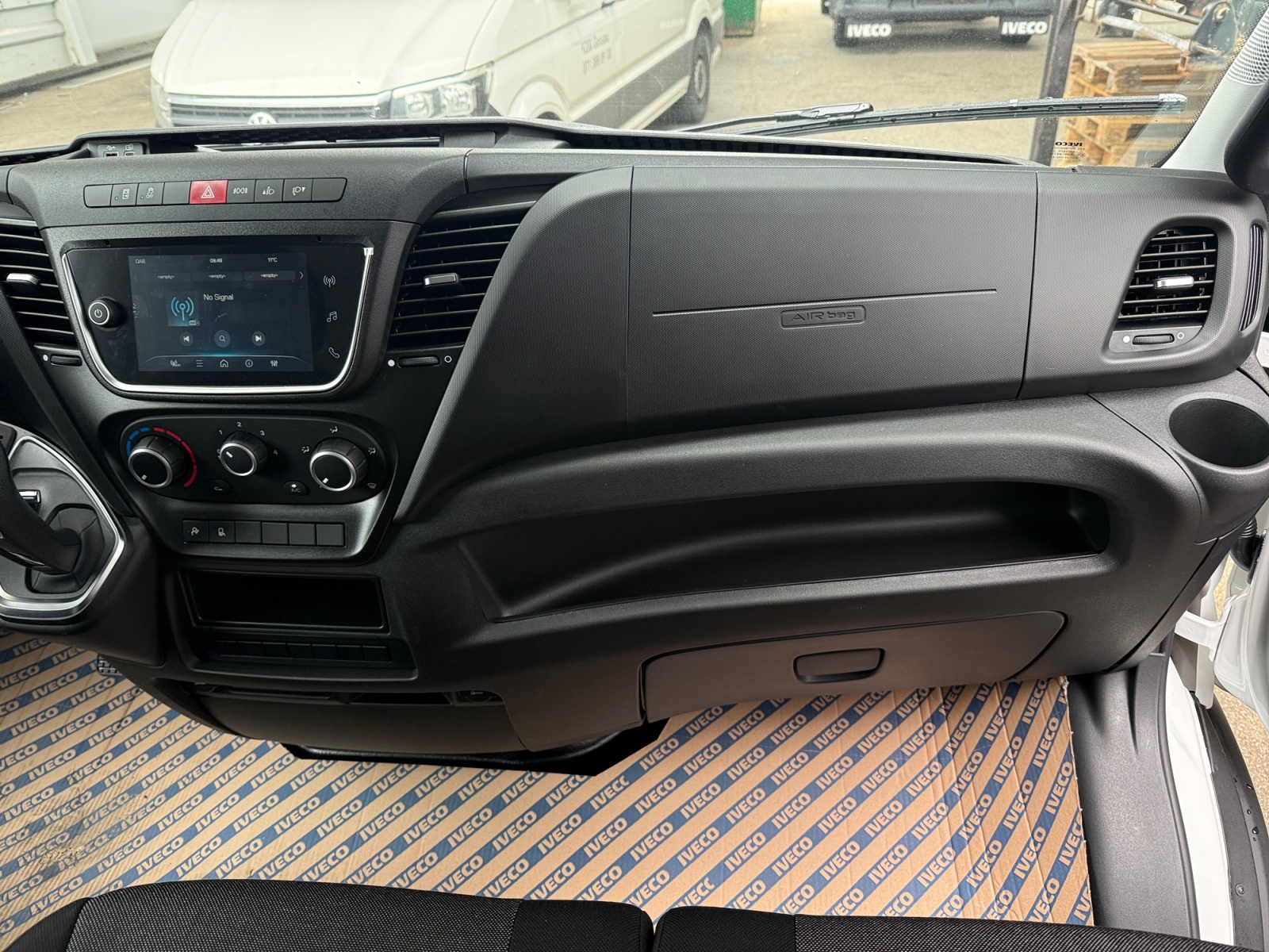 IVECO 35C18HA8V-image-11