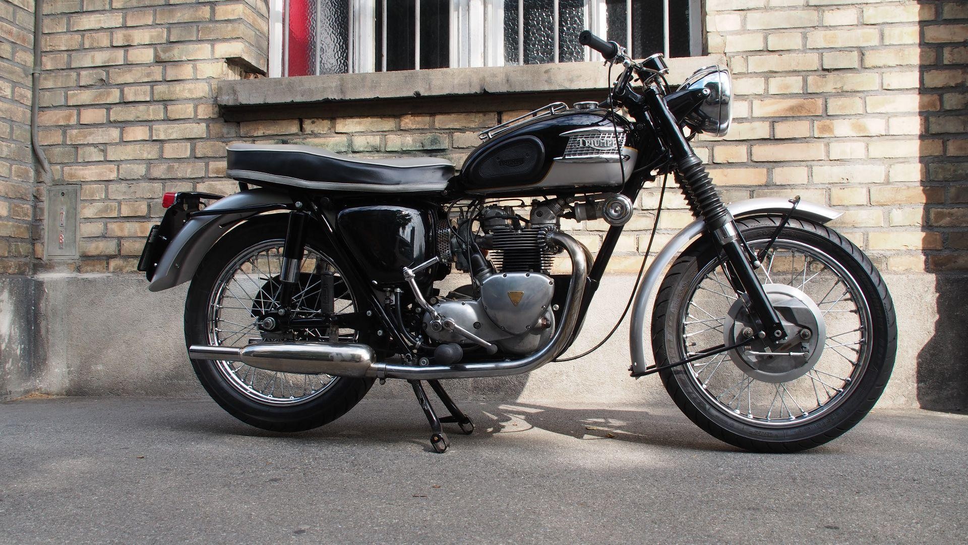 TRIUMPH 500 CC-showroom-element-1