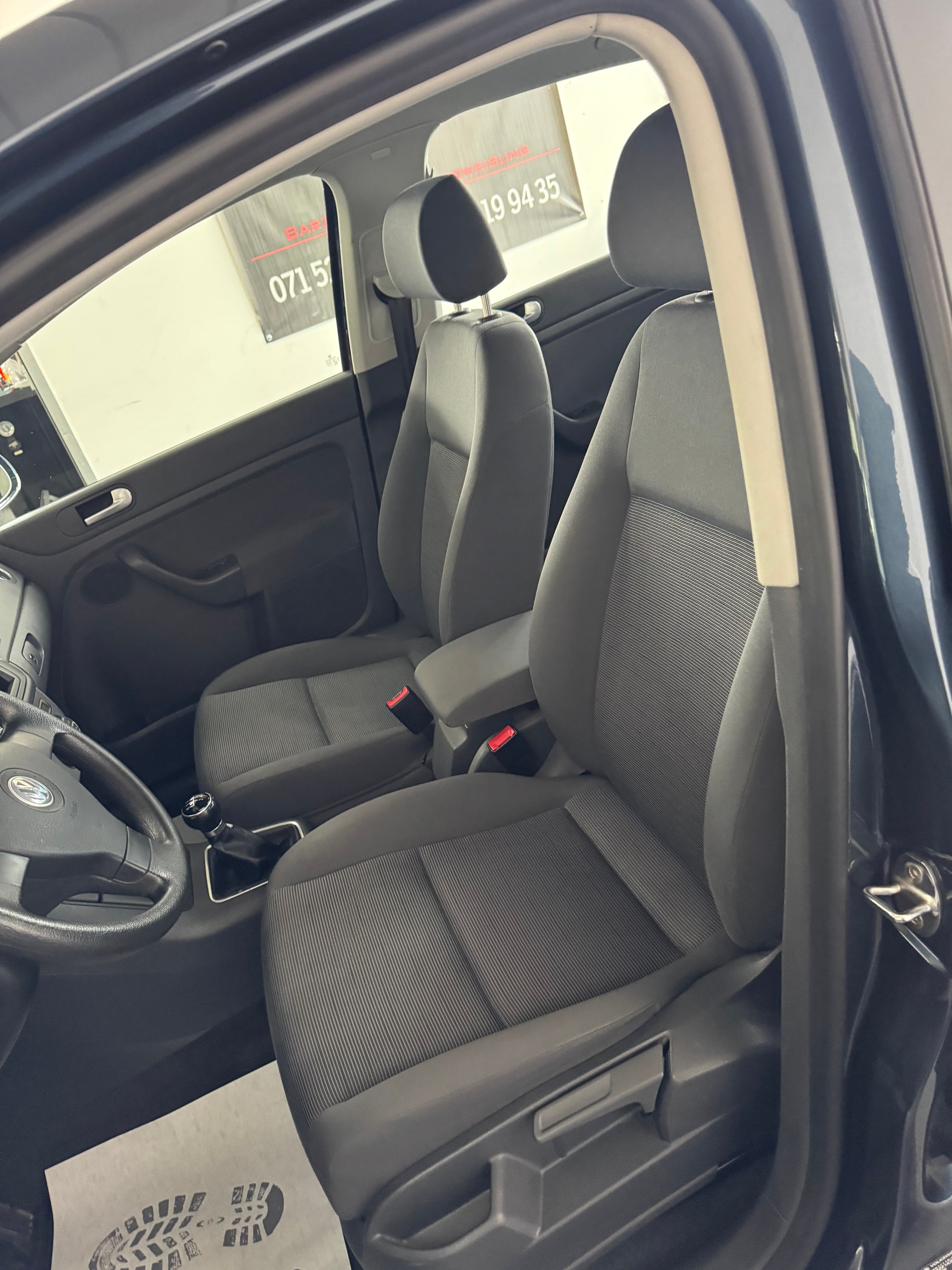 VW Golf Plus 1.6 FSI Comfortline-image-13