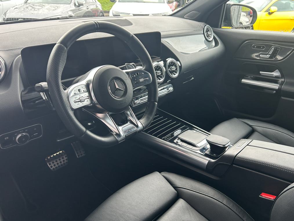MERCEDES-BENZ GLA 35 AMG 4Matic 8G-Speedshift DCT-image-3