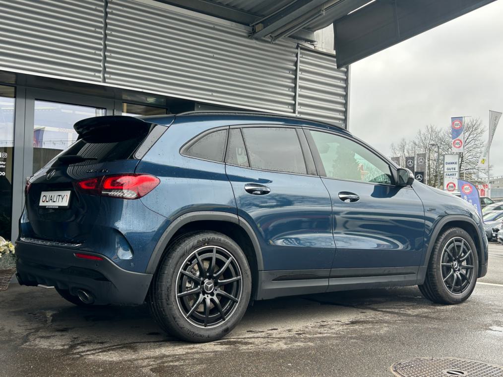 MERCEDES-BENZ GLA 35 AMG 4Matic 8G-Speedshift DCT-image-2