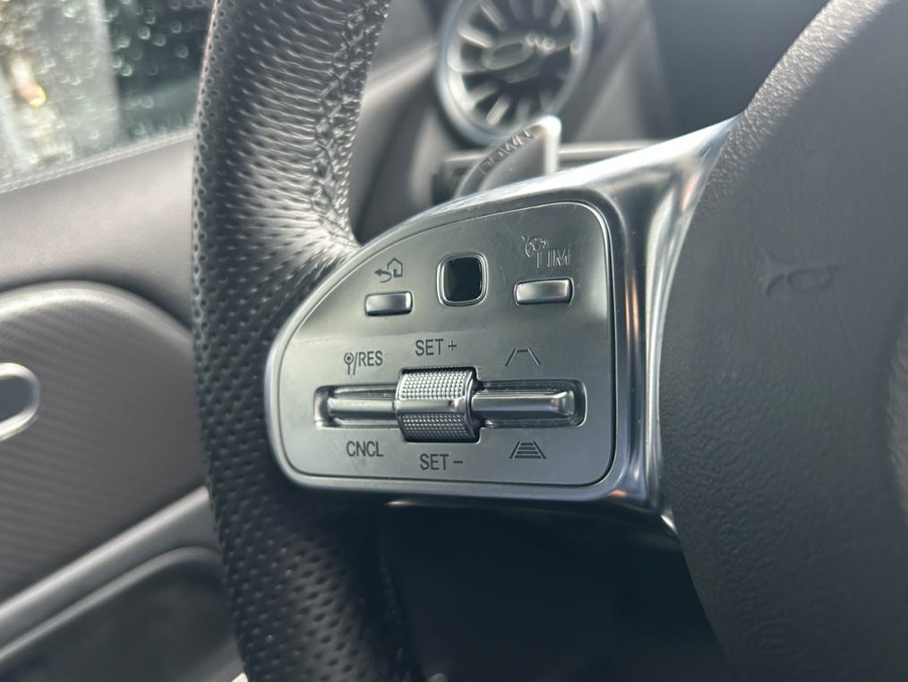 MERCEDES-BENZ GLA 35 AMG 4Matic 8G-Speedshift DCT-image-5