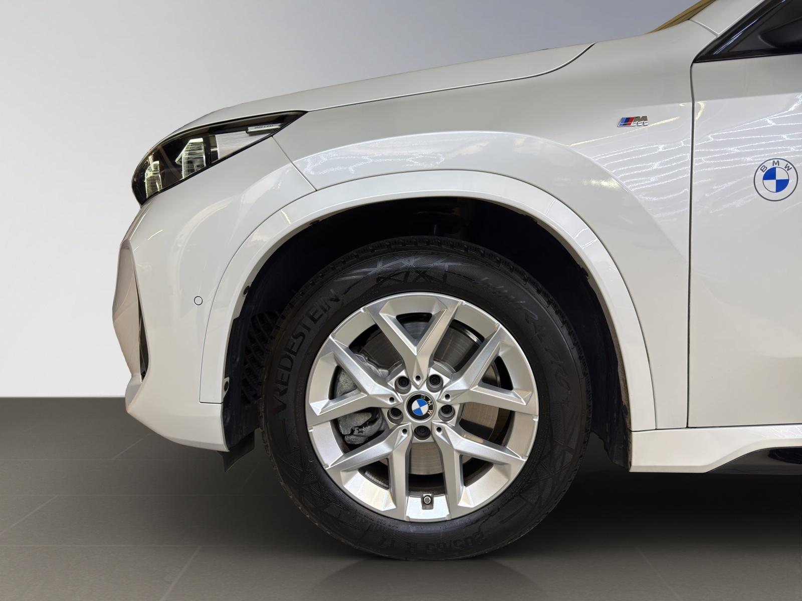 BMW X1 23i xDrive M-SportPaket-image-16