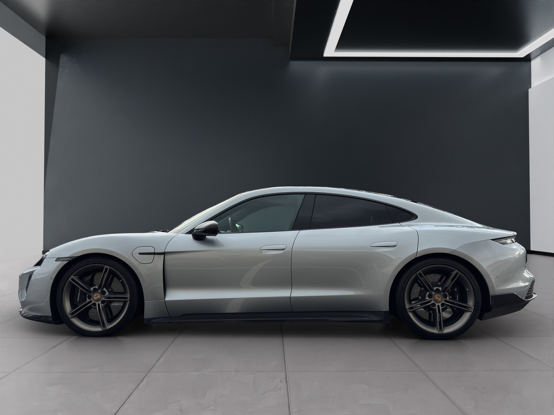 PORSCHE Taycan Turbo S-image-6