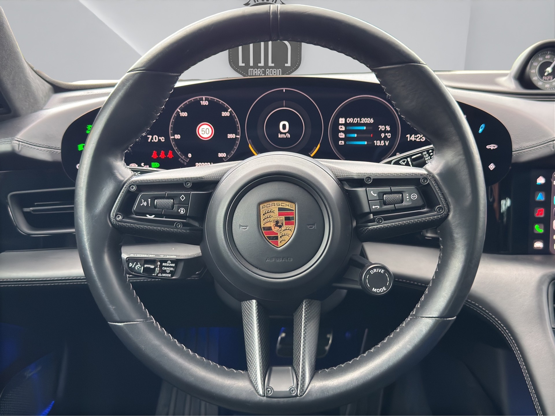 PORSCHE Taycan Turbo S-image-9