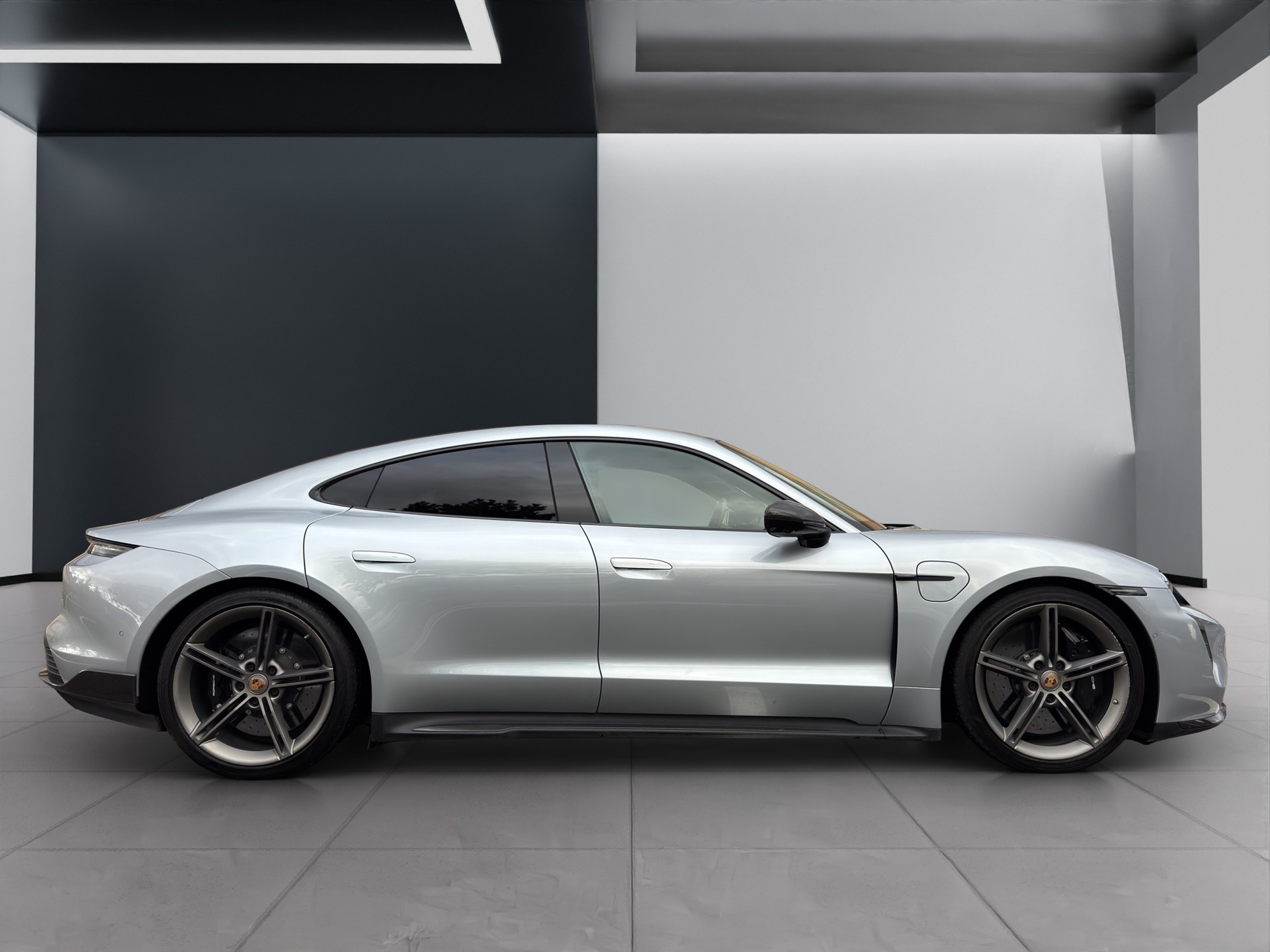 PORSCHE Taycan Turbo S-showroom-element-2