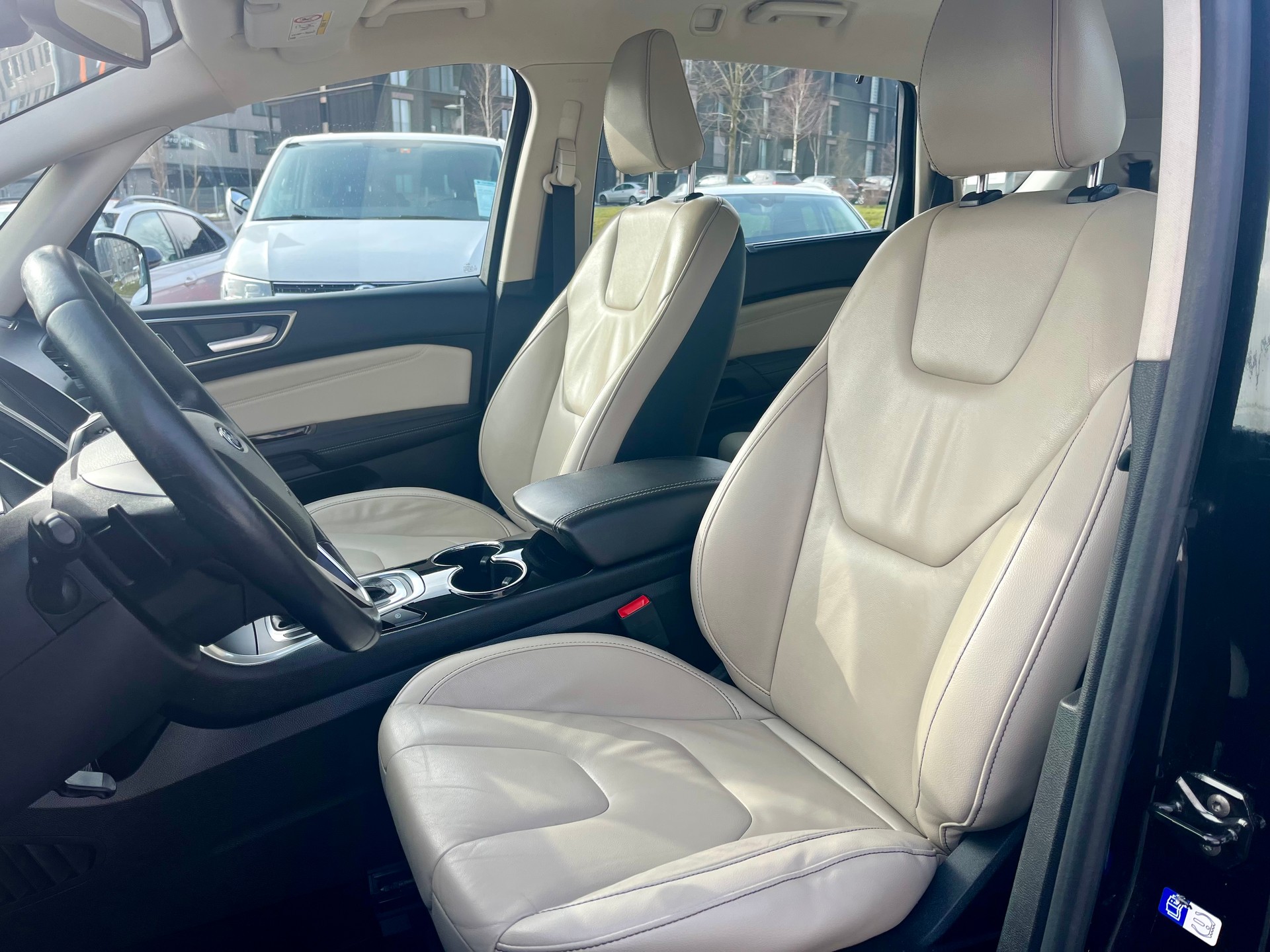 FORD S-Max 2.0 TDCi Titanium AWD PowerShift-*7Plätzer*CH Fahrzeug*-image-13