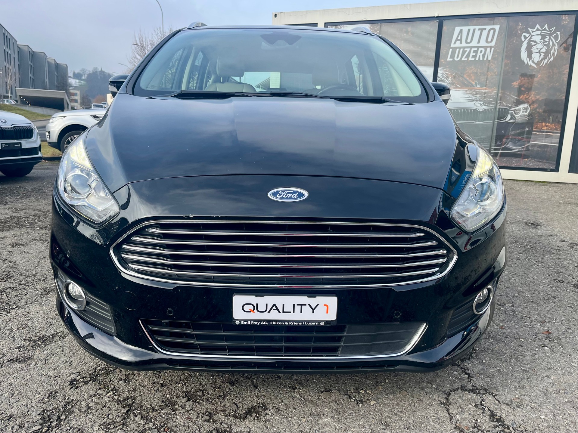 FORD S-Max 2.0 TDCi Titanium AWD PowerShift-*7Plätzer*CH Fahrzeug*-image-1