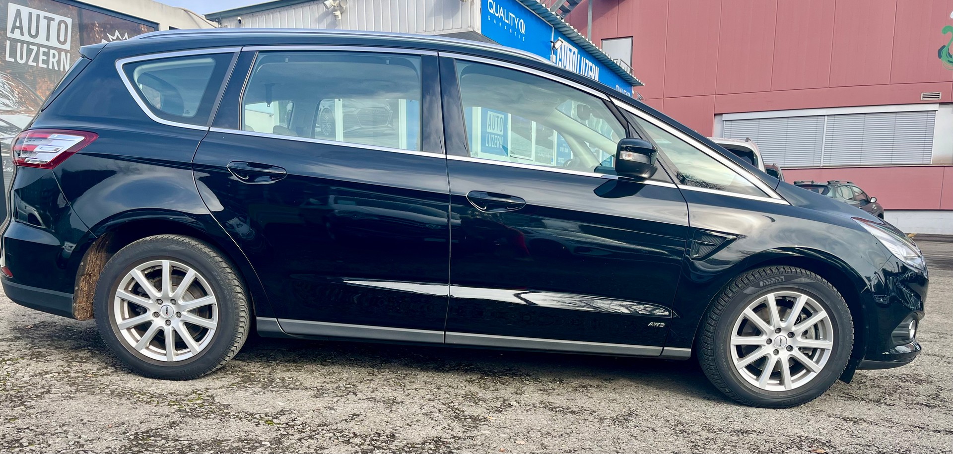FORD S-Max 2.0 TDCi Titanium AWD PowerShift-*7Plätzer*CH Fahrzeug*-image-4